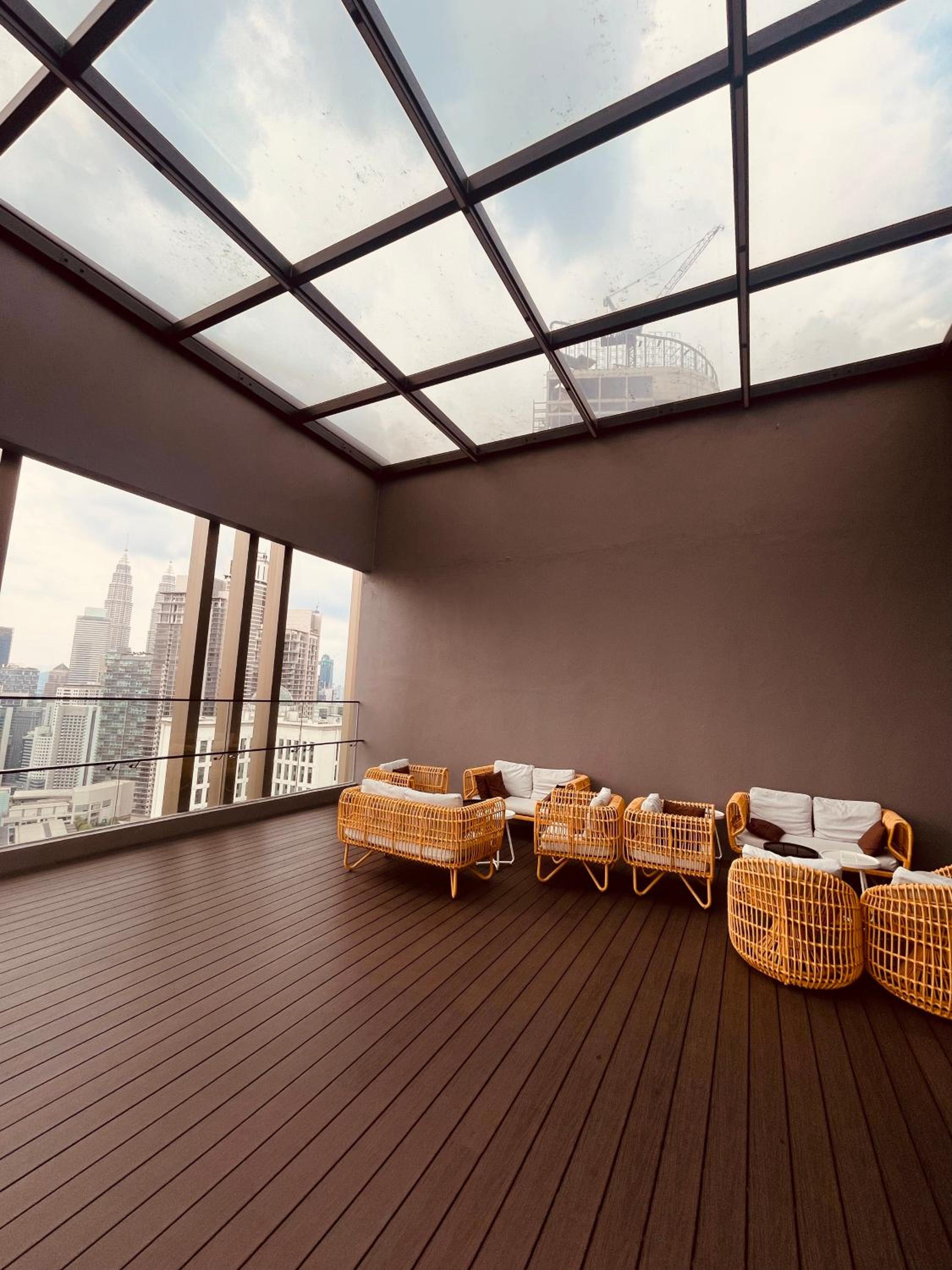 Axon Residence by Western Suites