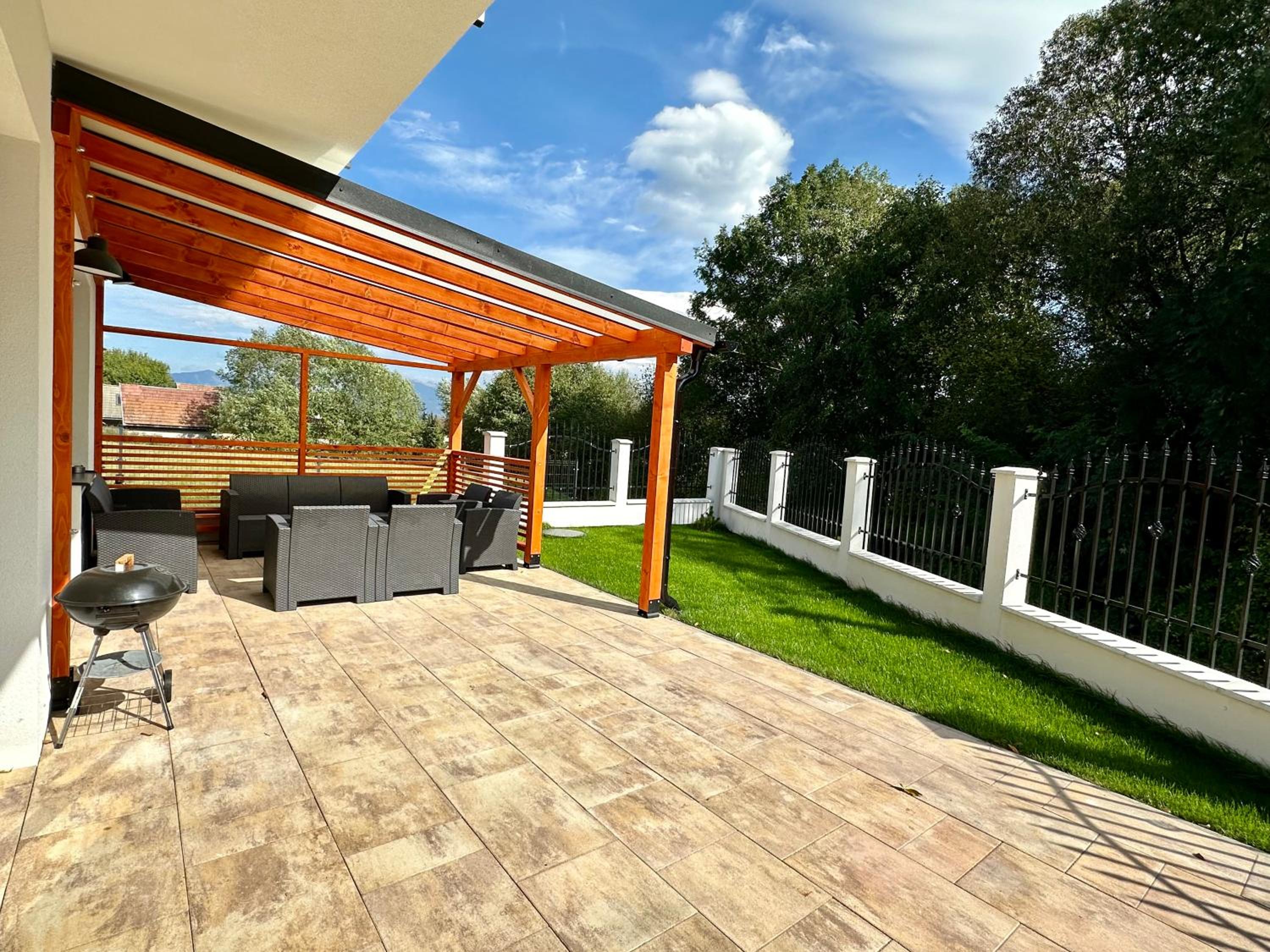 Kamienok Chalet 1 view 4