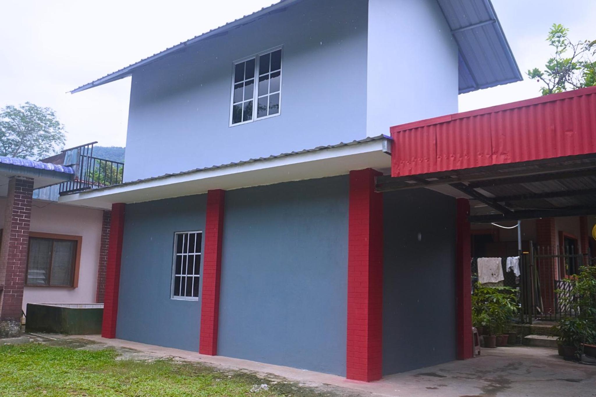 Kiansom Homestay - Waterfall etc
