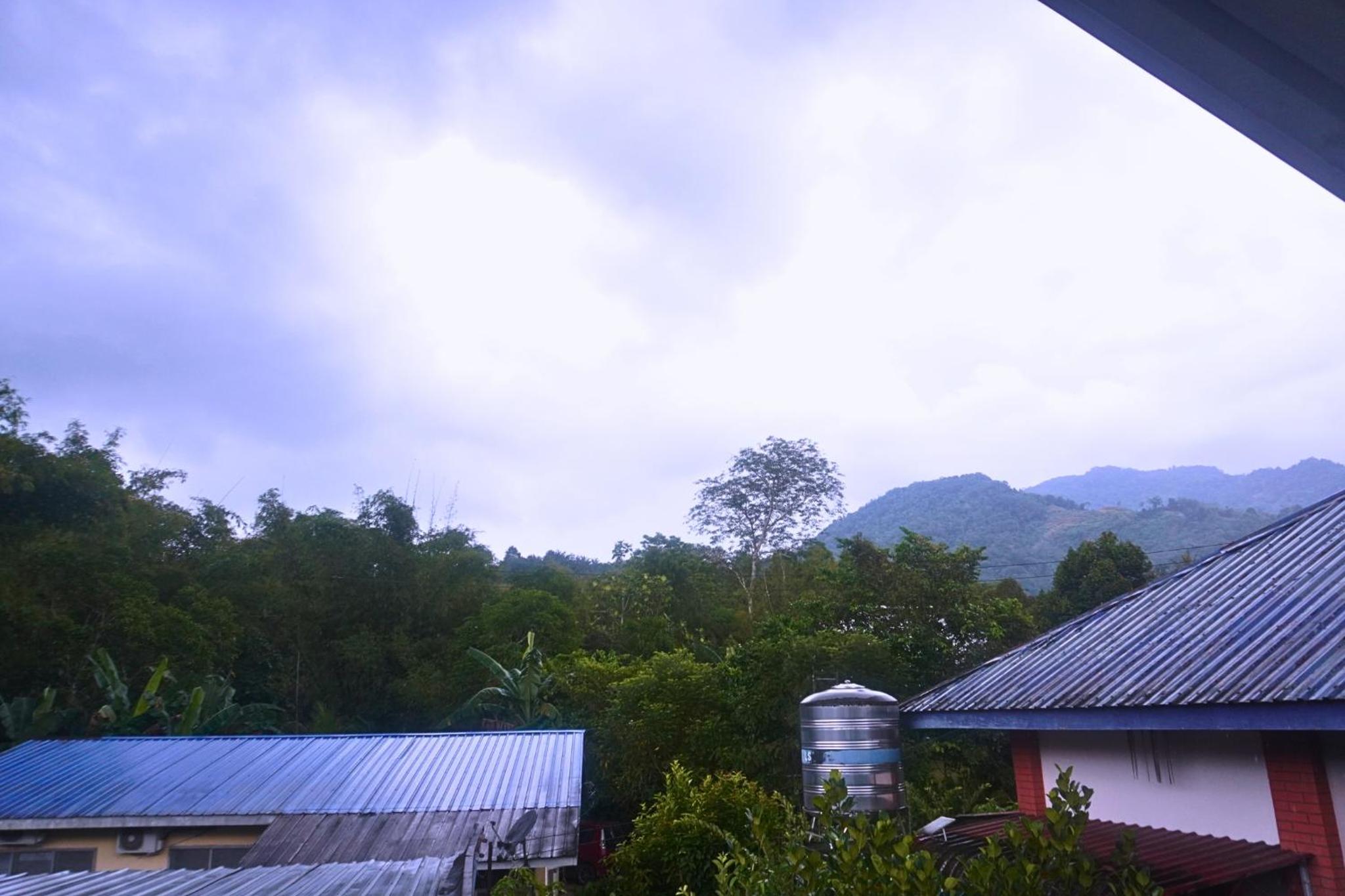 Kiansom Homestay - Waterfall etc