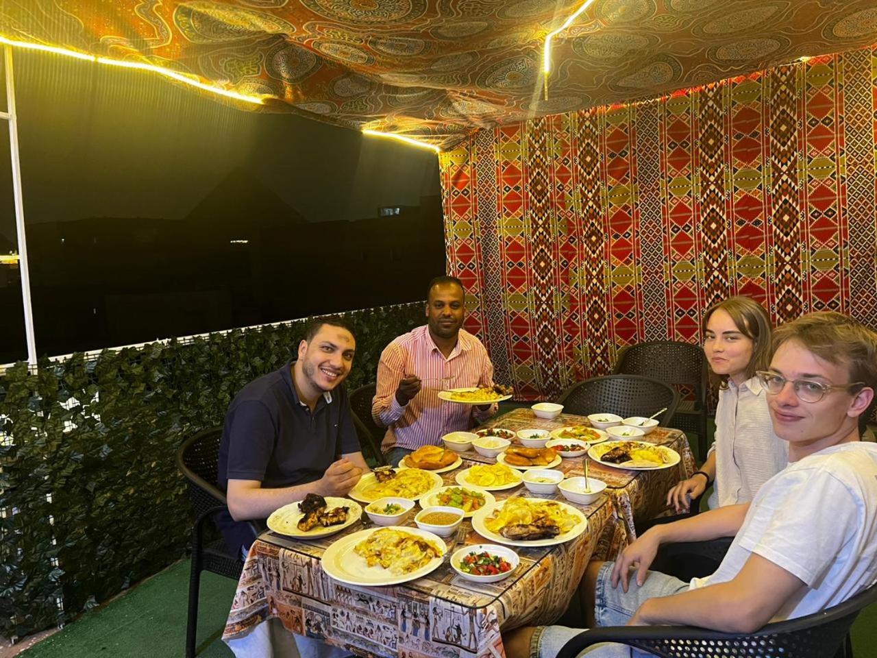 Anas Pyramids view inn
