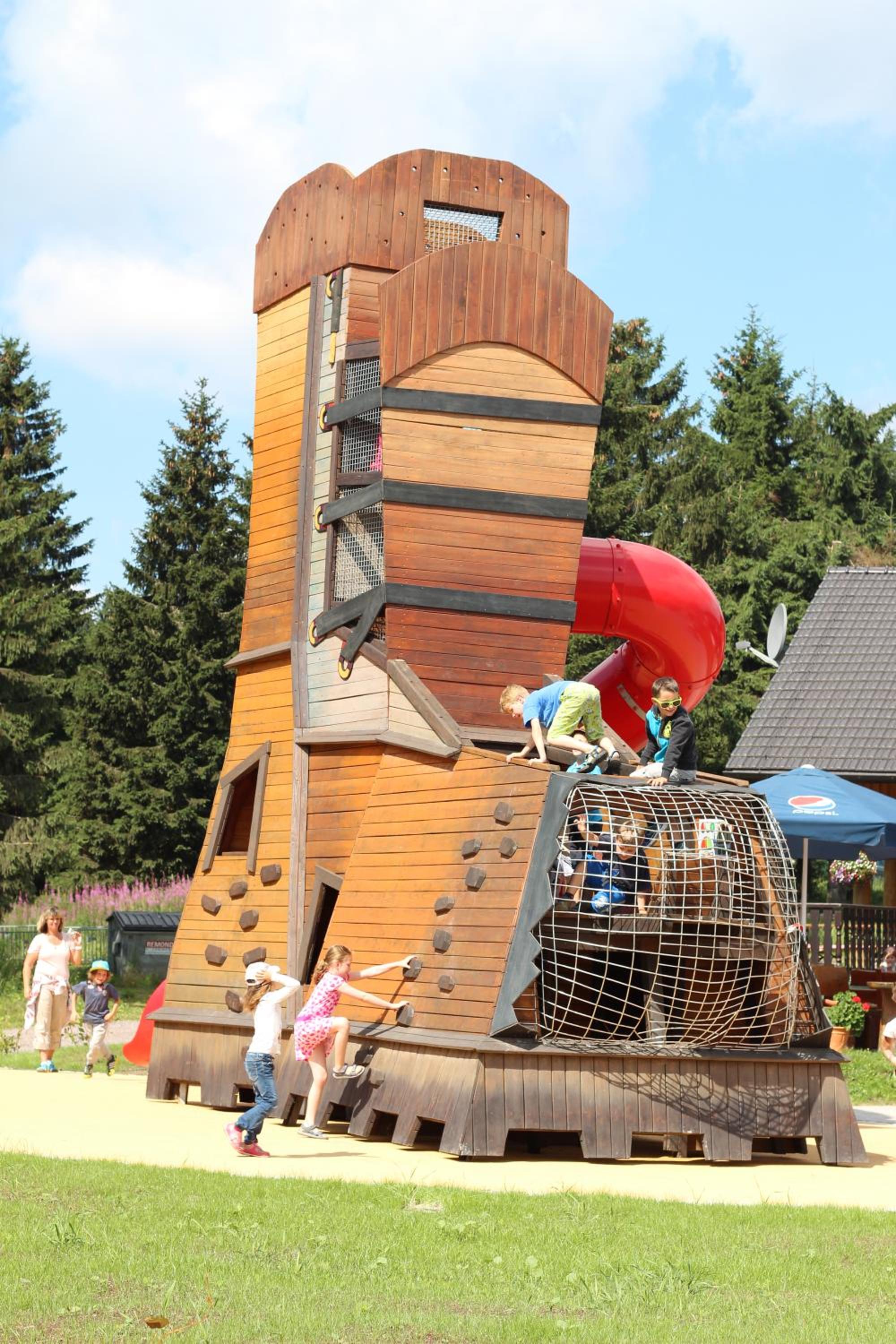 FeWo Oberhof - Tiefgarage und Parkplatz inklusive