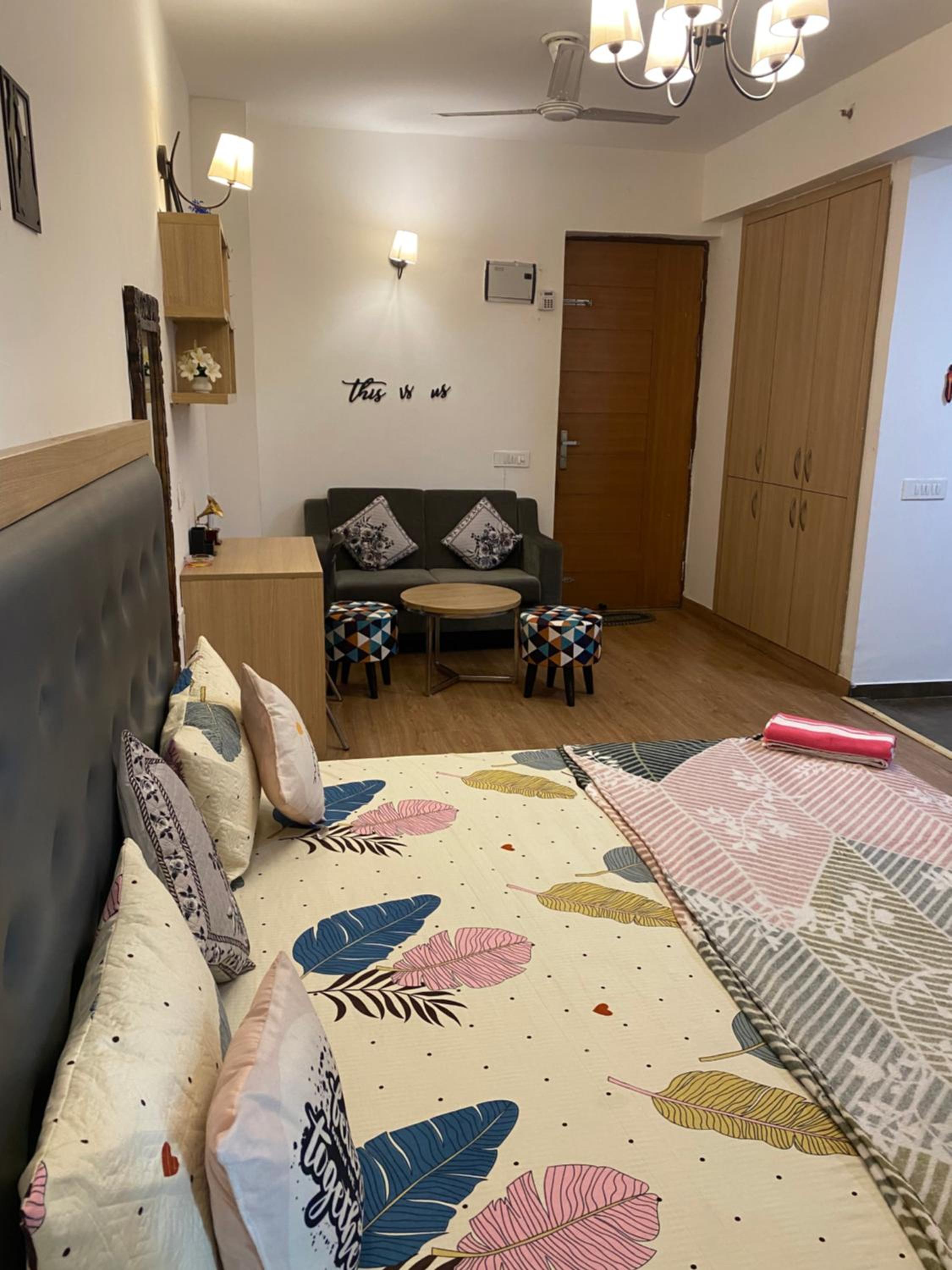 Noida stylish suites
