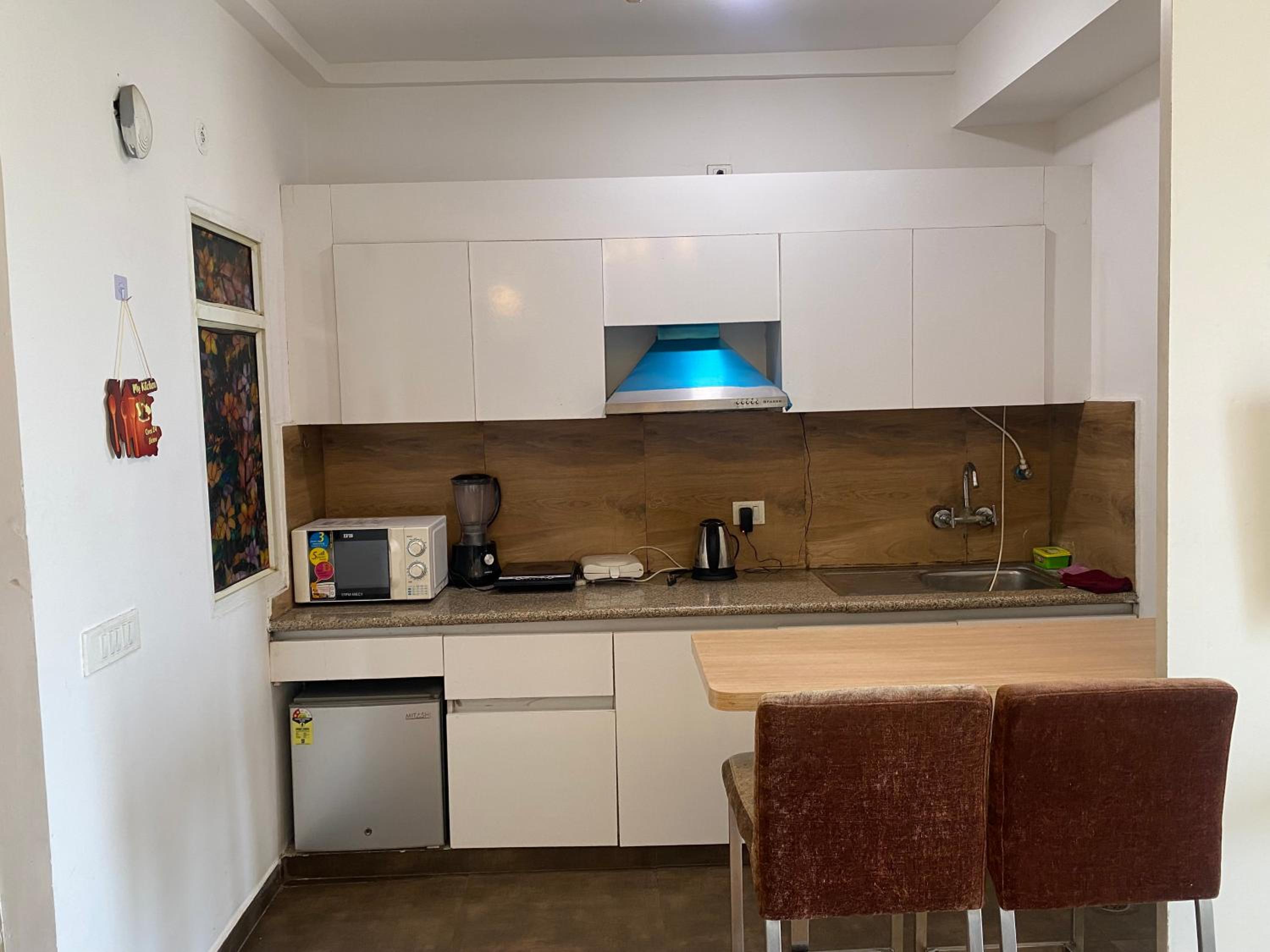 Noida stylish suites