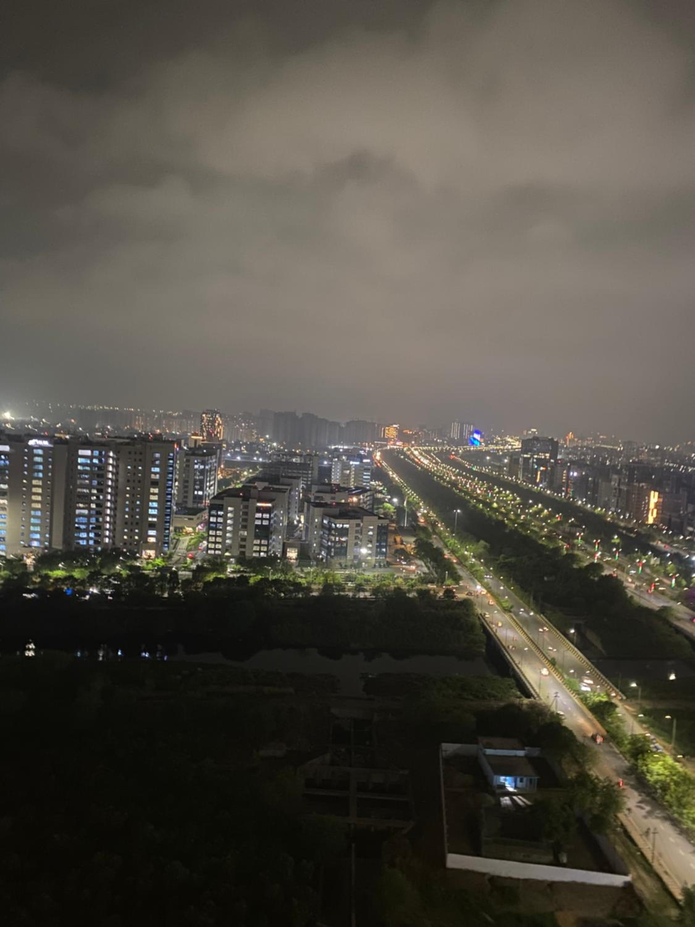 Noida stylish suites