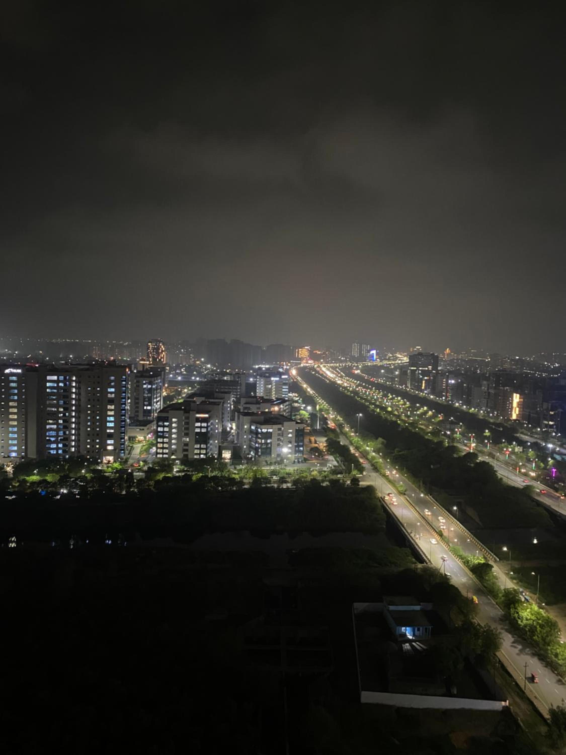Noida stylish suites