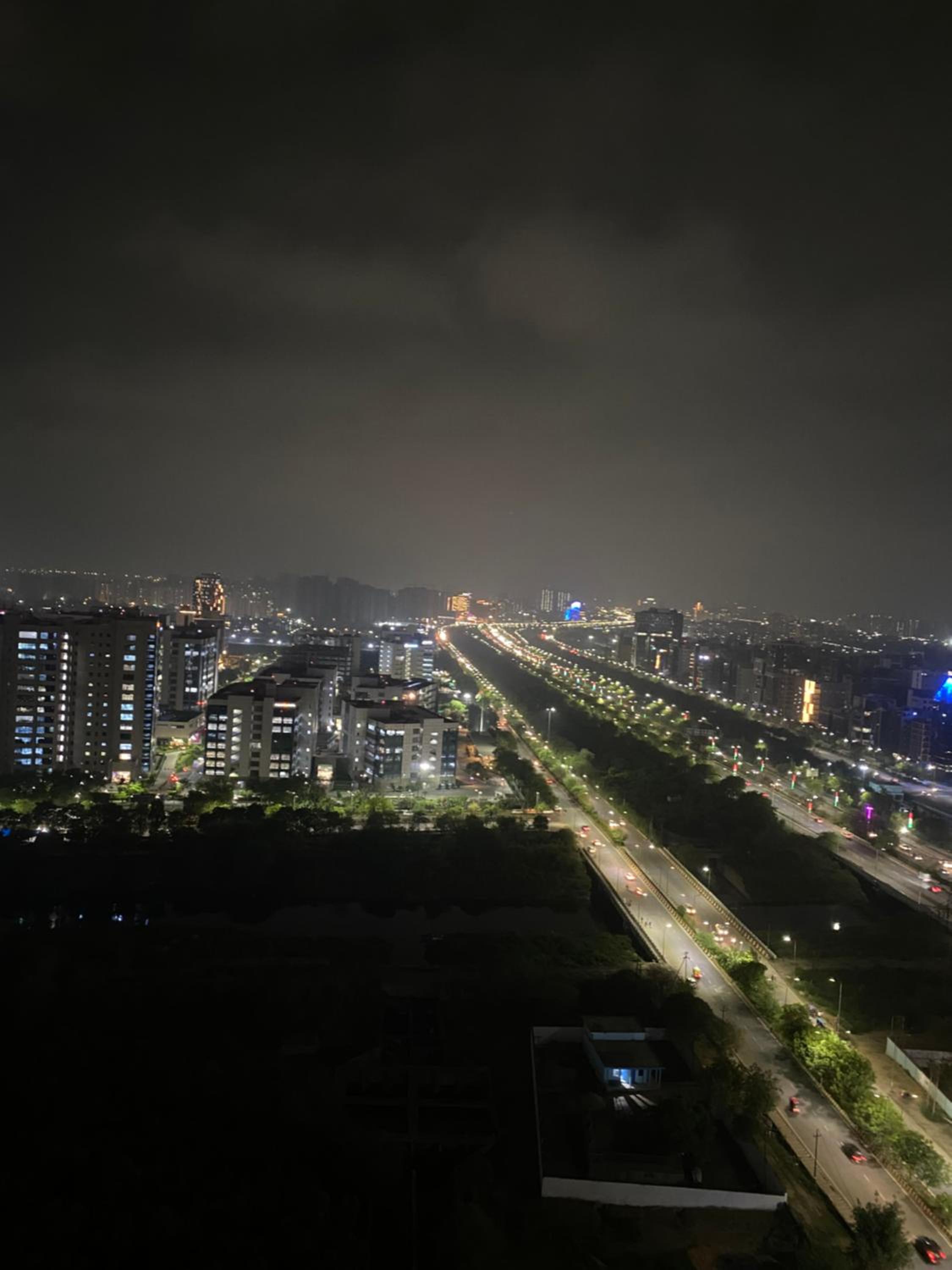 Noida stylish suites