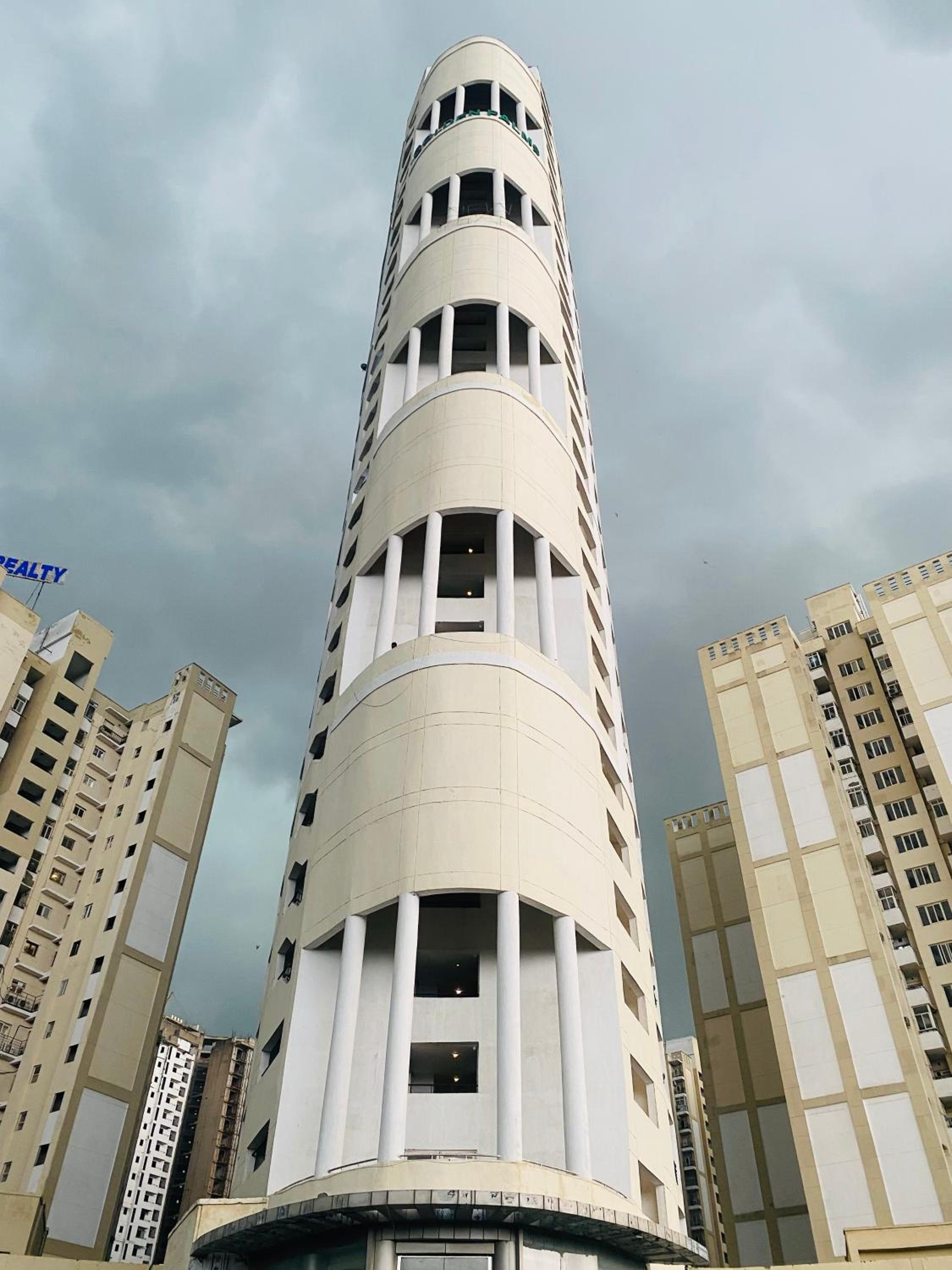 Noida stylish suites