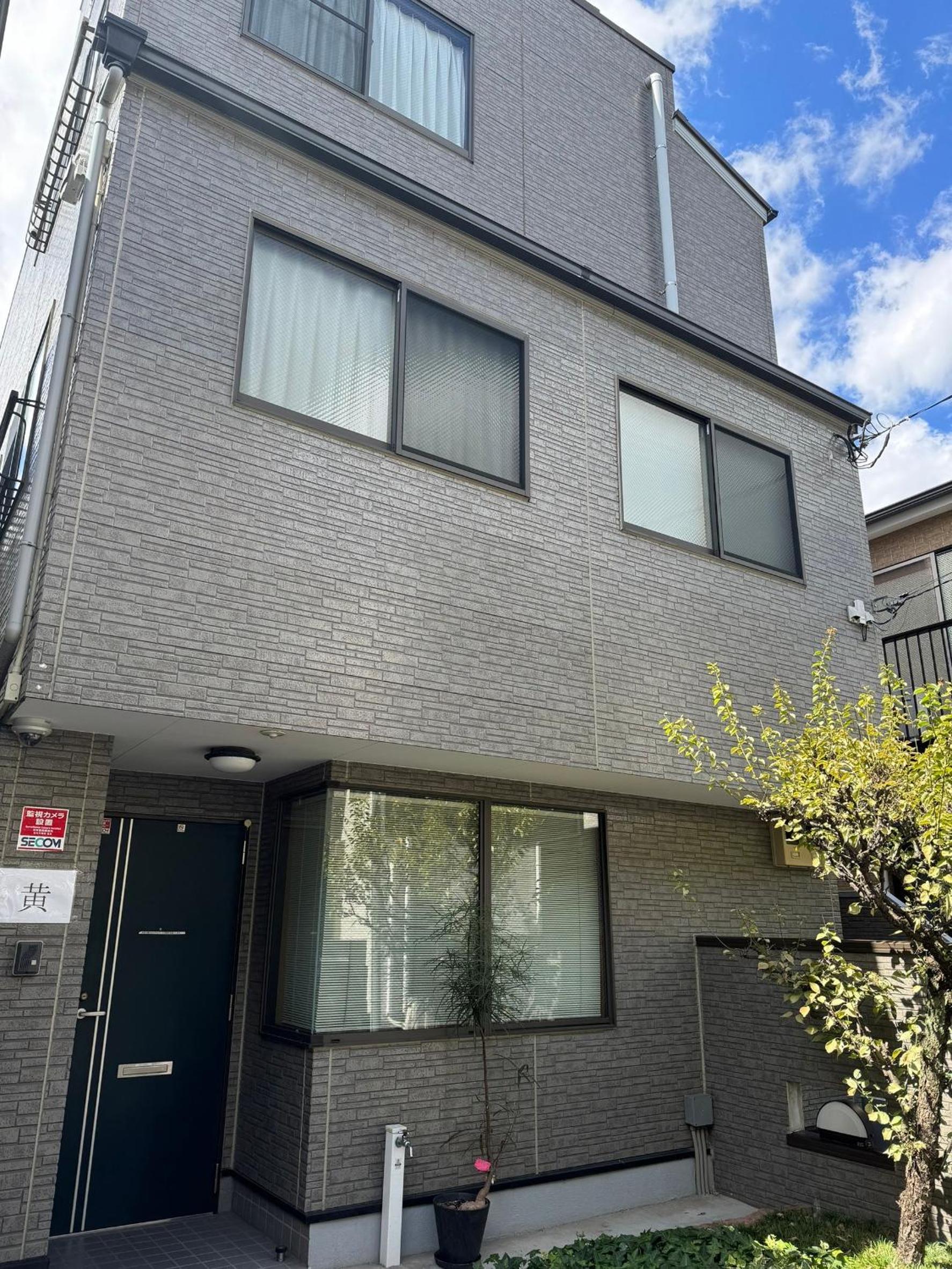 TOKYO SENKAWA Share House