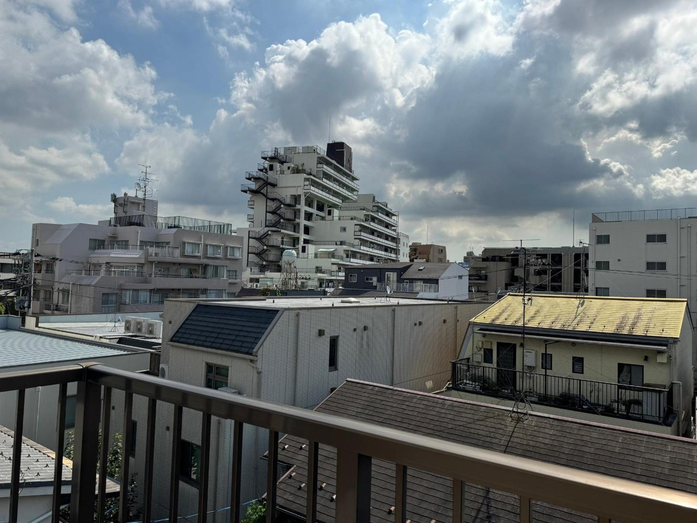 TOKYO SENKAWA Share House