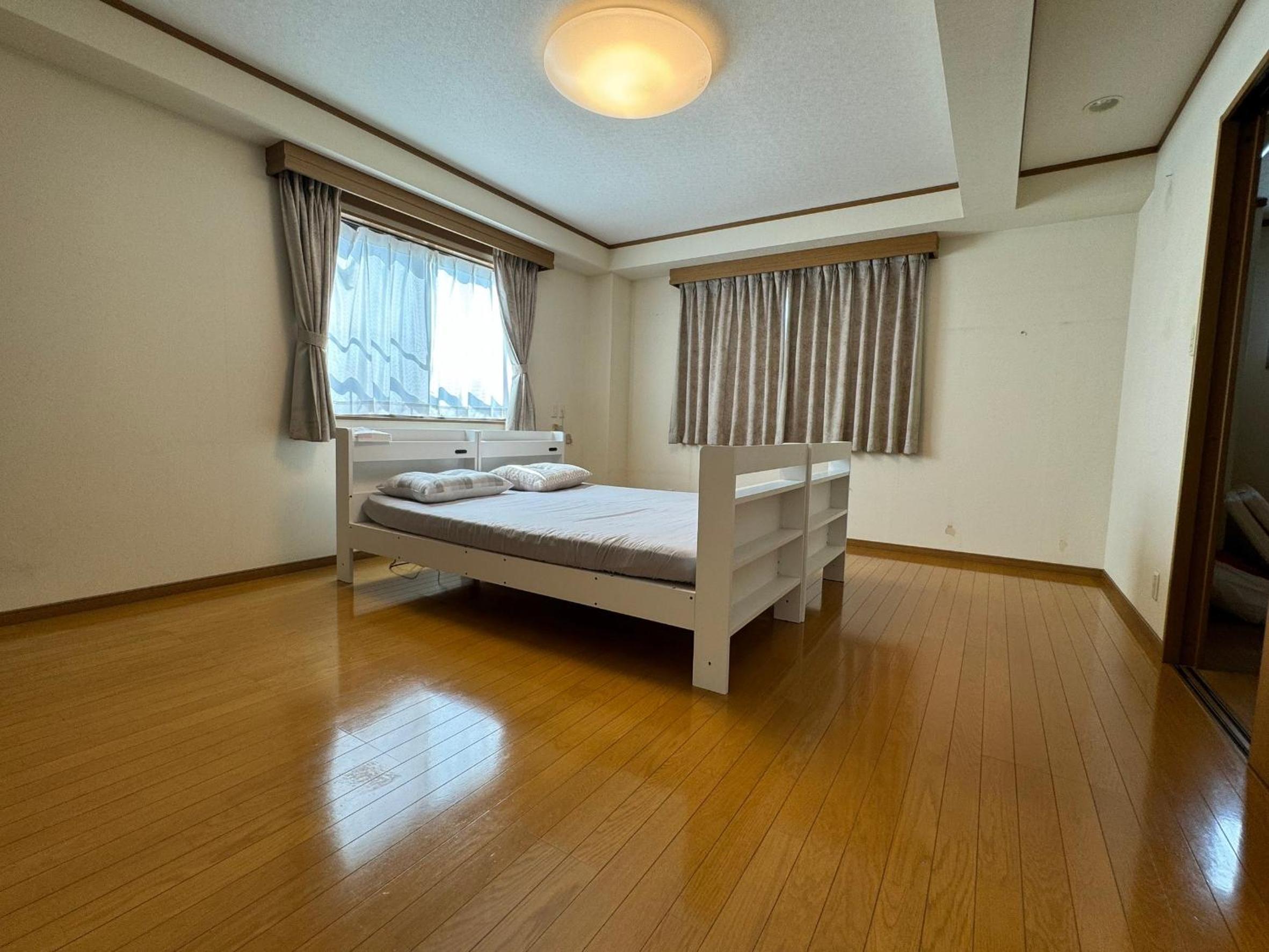 TOKYO SENKAWA Share House
