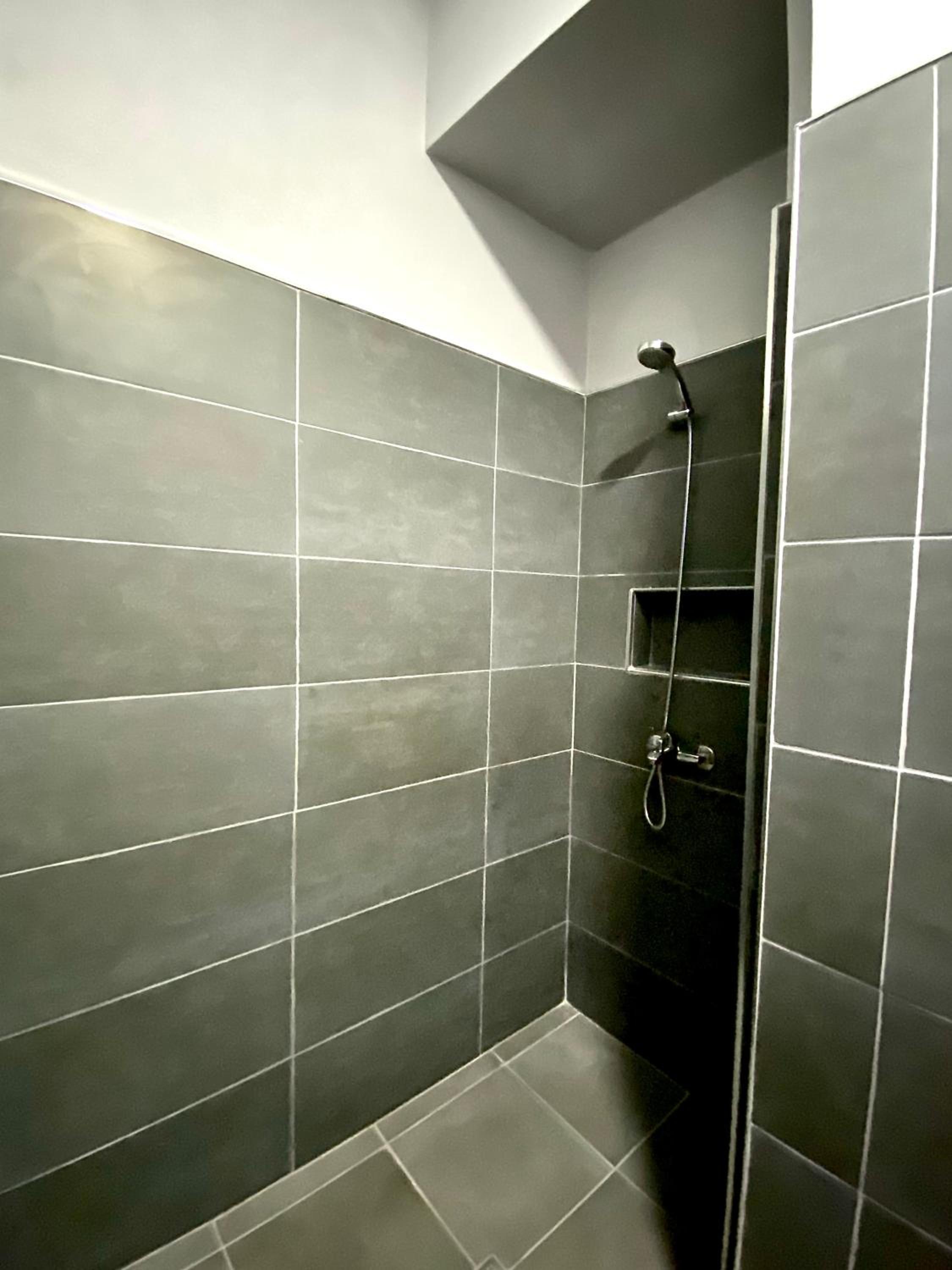 5 New Central Comfy Apartments
