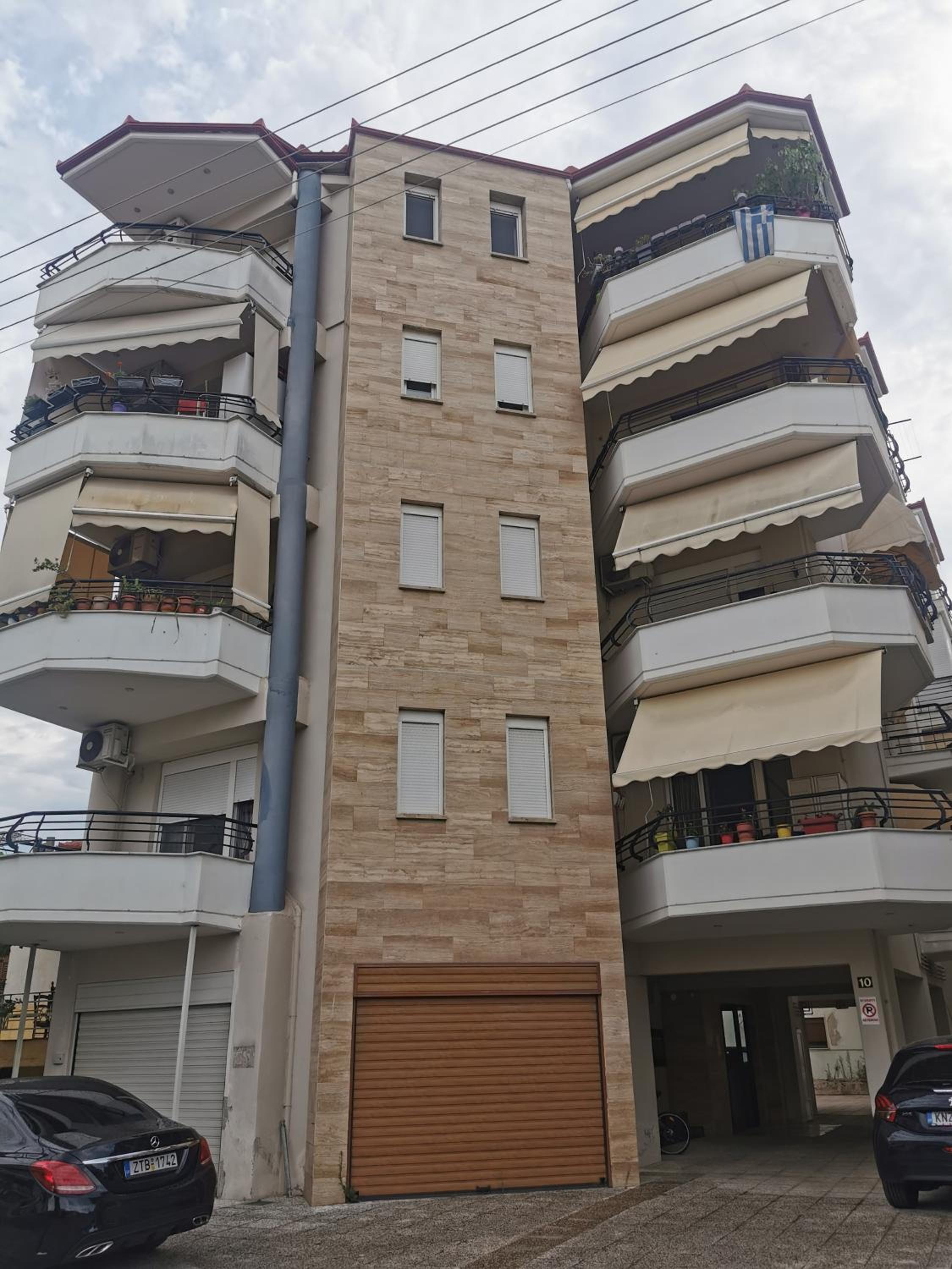 Jordan Downtown Apartment & parking