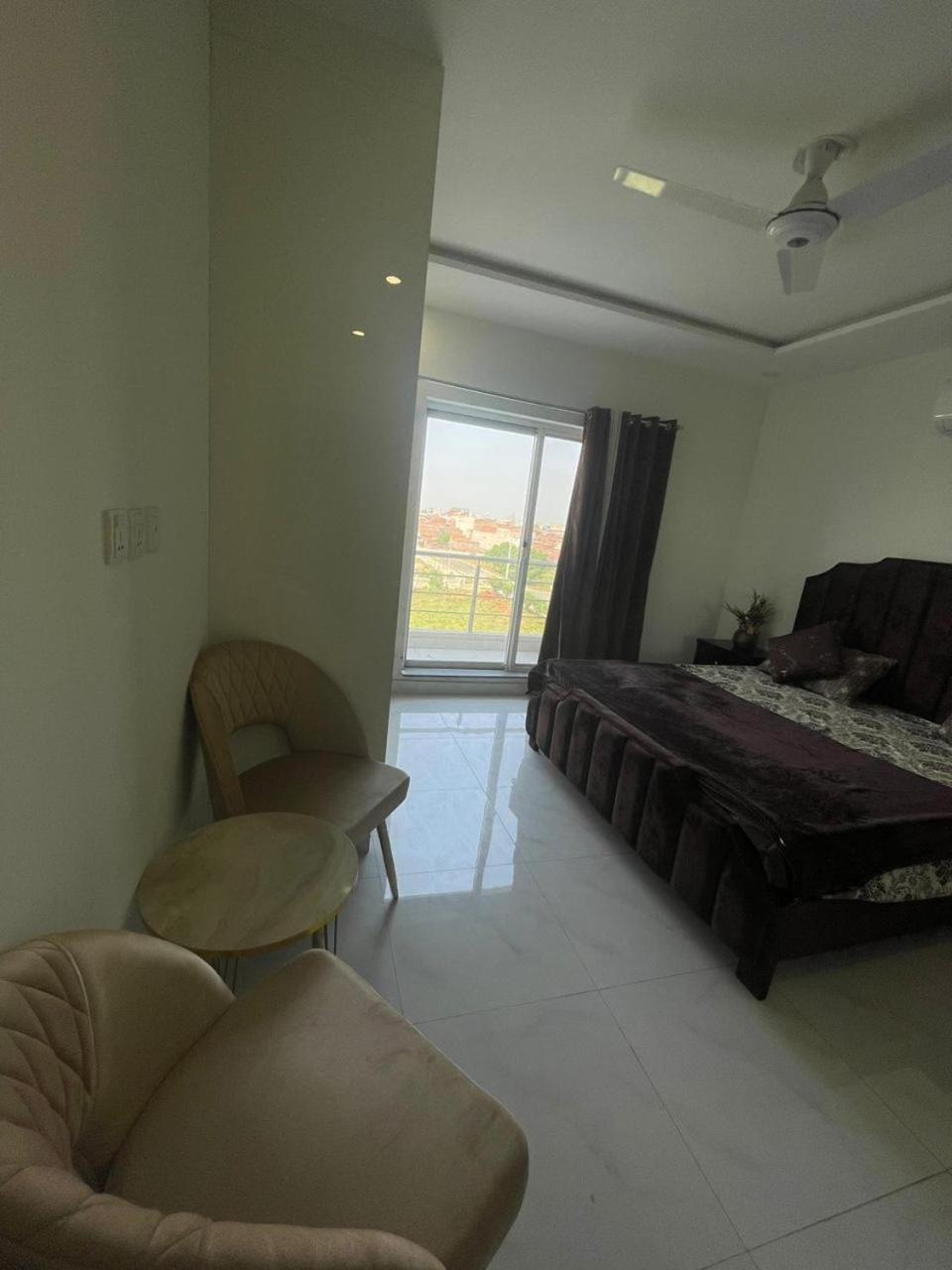 1 Bed Luxury Apartment with pool gym and cinema view 2