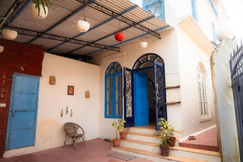 Photo 6