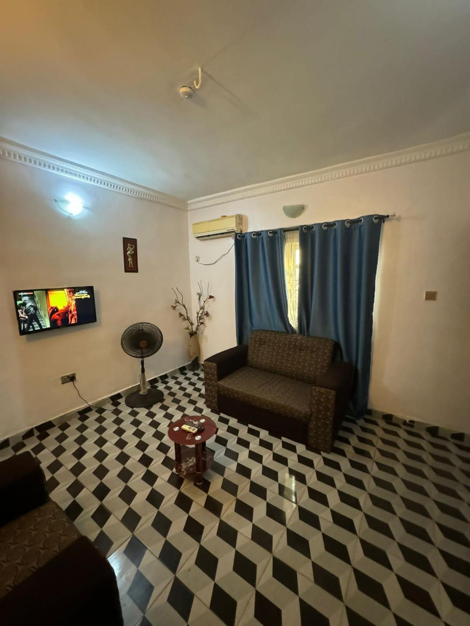 ApartmentFunkytee