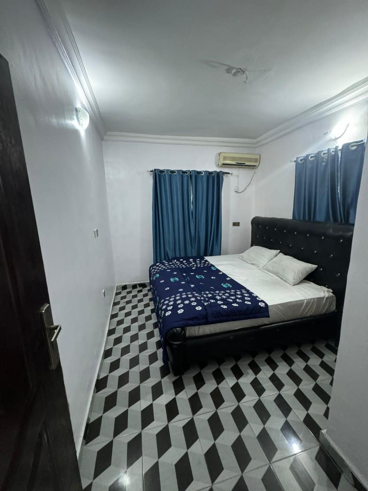 ApartmentFunkytee