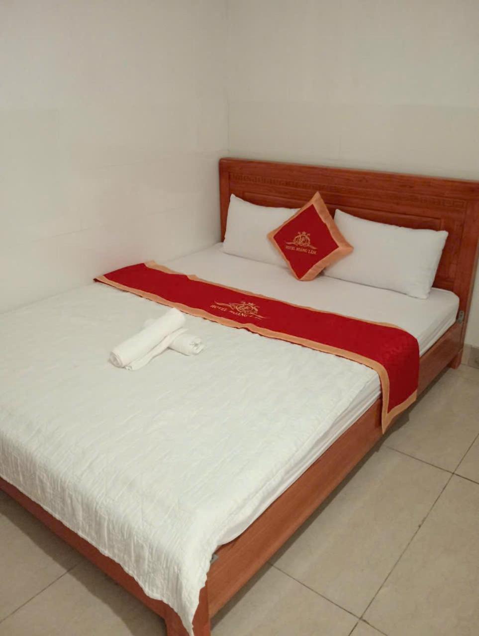 Khách Sạn Hoàng lâm