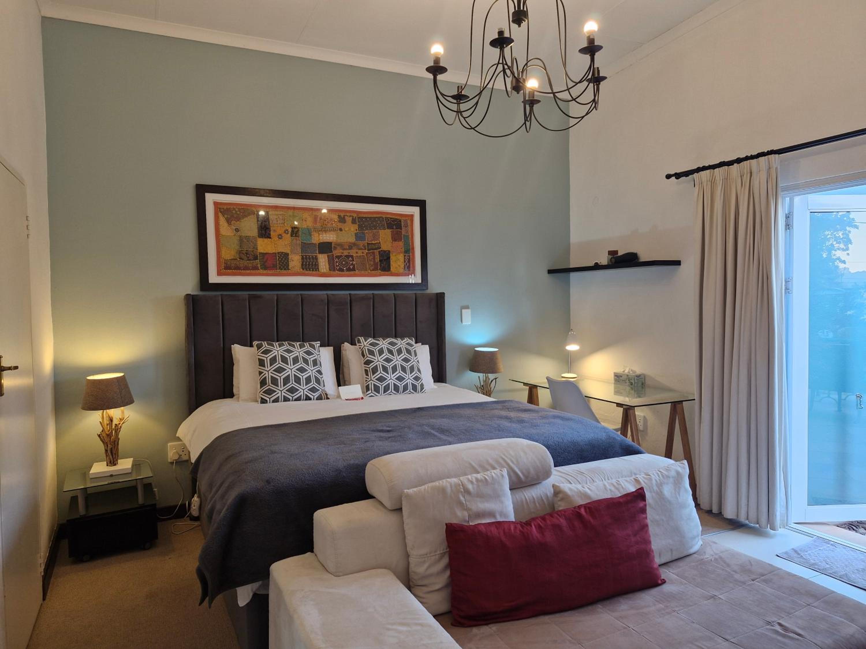 B&B on Buckingham Guest House