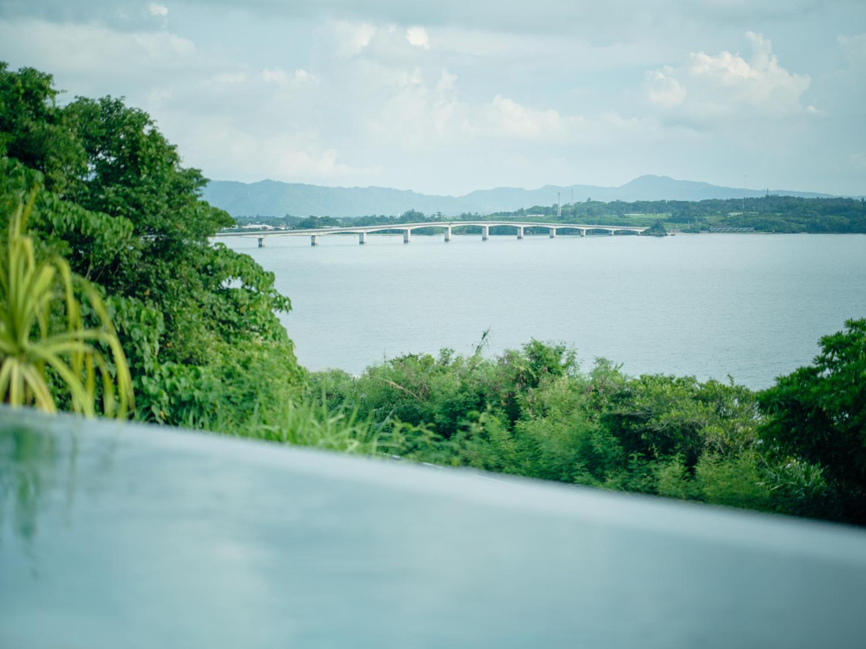 YAWN YARD Kouri Island view 3