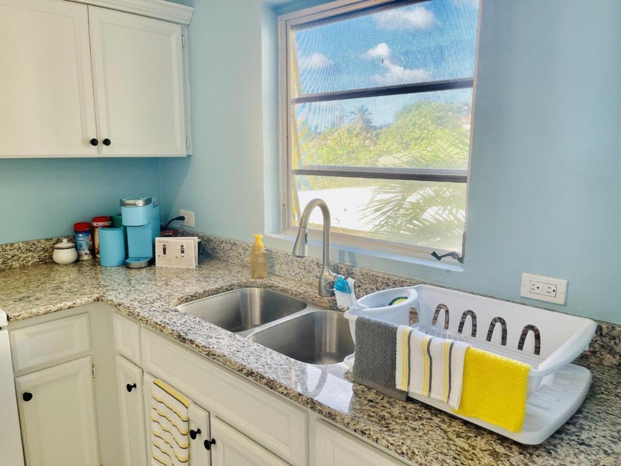 Casa Bella - wake up to Caribbean Sea Views view 5
