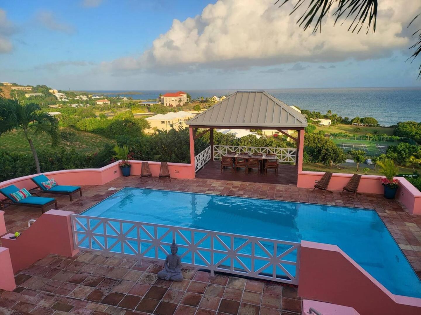 Stay at The Pink House in the Serenity Now private entrance suite 1bd1ba view 4