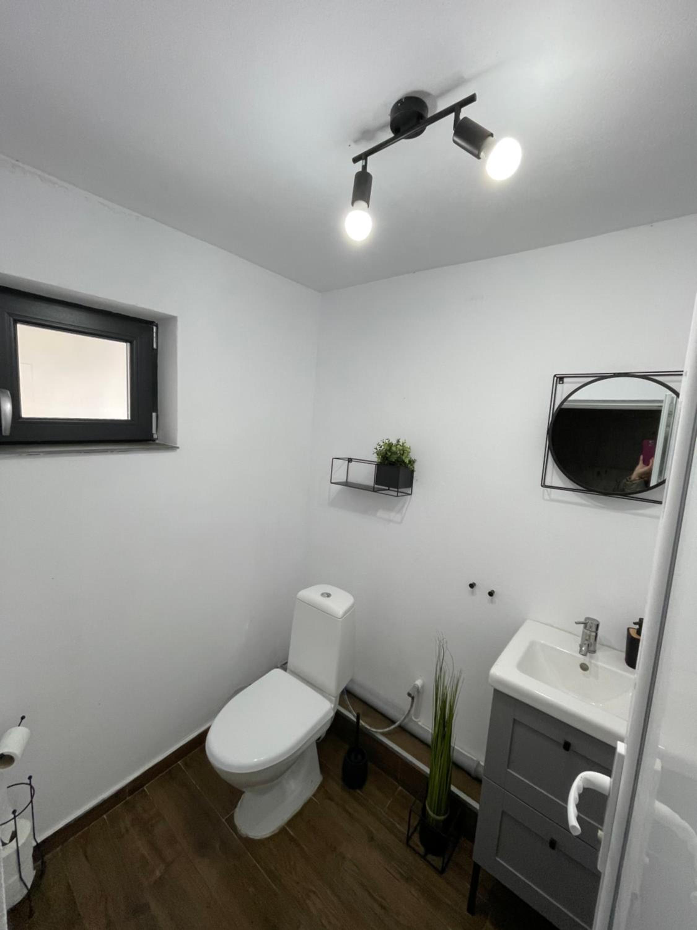 Photo 9