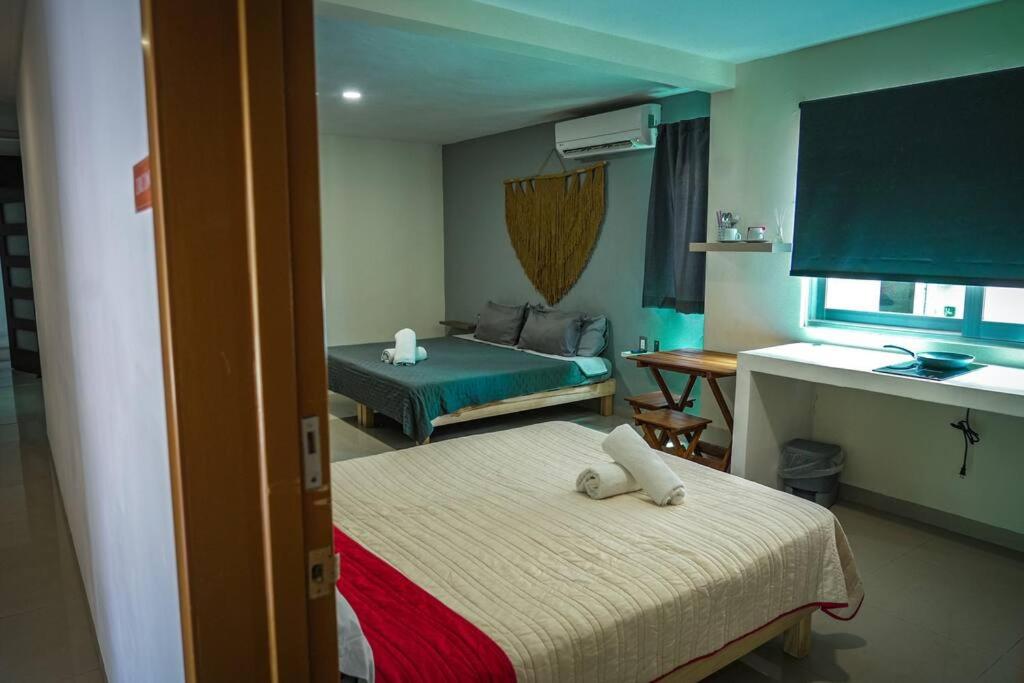Cancun Prime All-Inclusive Mansion - Comfortable Priv Suite 2Bd 1Bt Pool Gym Ac Kitchen
