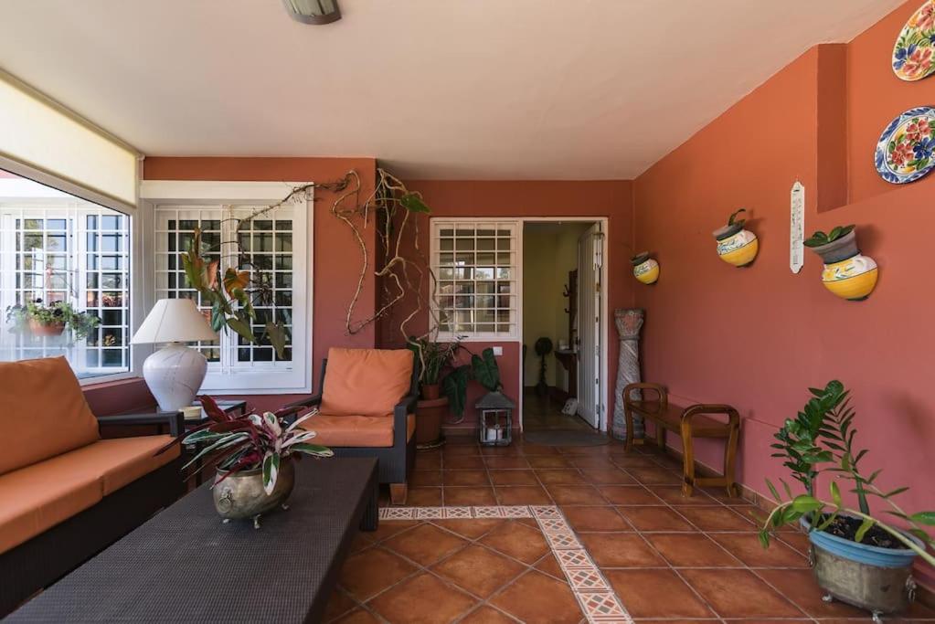 Magnífica villa con piscina y barbacoa