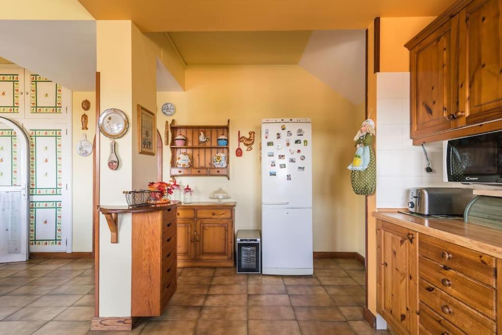 Magnífica villa con piscina y barbacoa