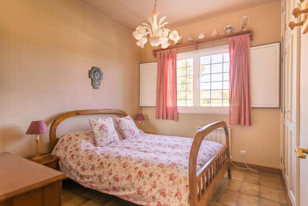 Magnífica villa con piscina y barbacoa