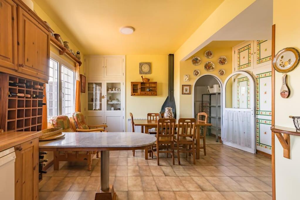 Magnífica villa con piscina y barbacoa