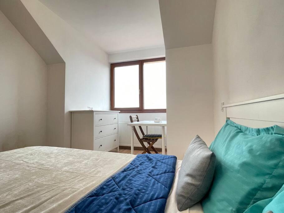 Apartment with terrace & Mountain View in Tractorul