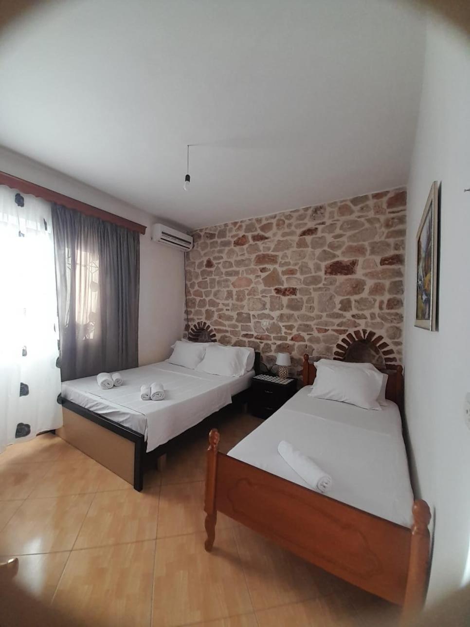 Vila Redstone Apartment ksamil