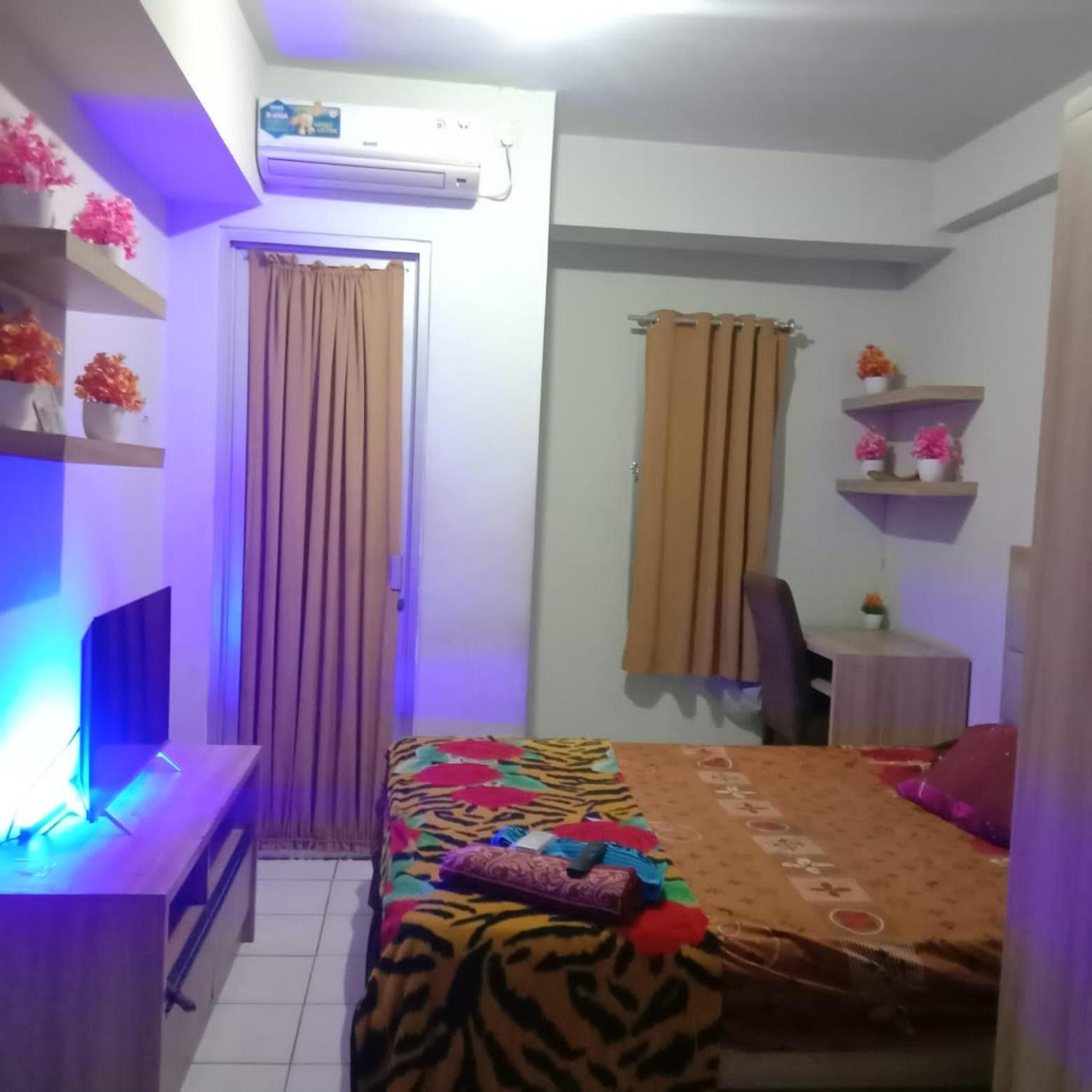 ARBA Gunung Putri Square Apartement by Rendirooms