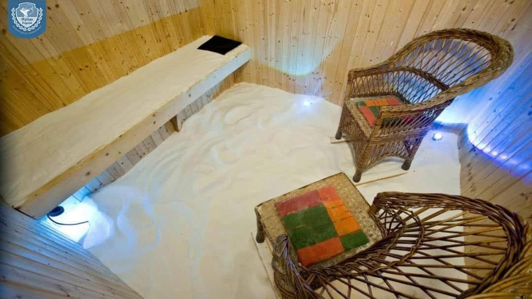 CASTLE Wellness Resort Bed & Breakfast