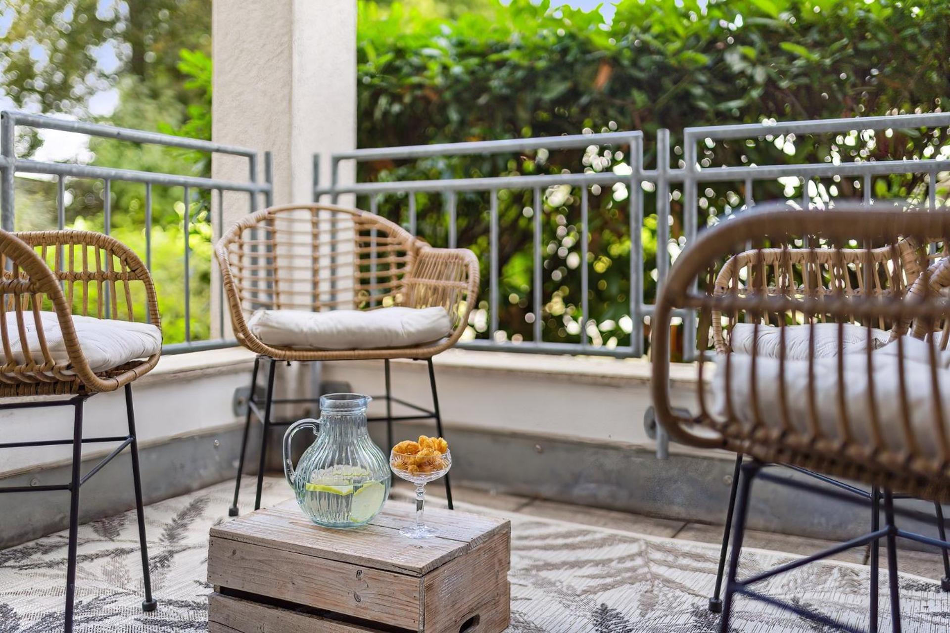balance & terrace