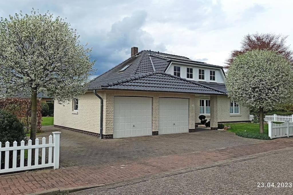 Große helle Gästewohnung