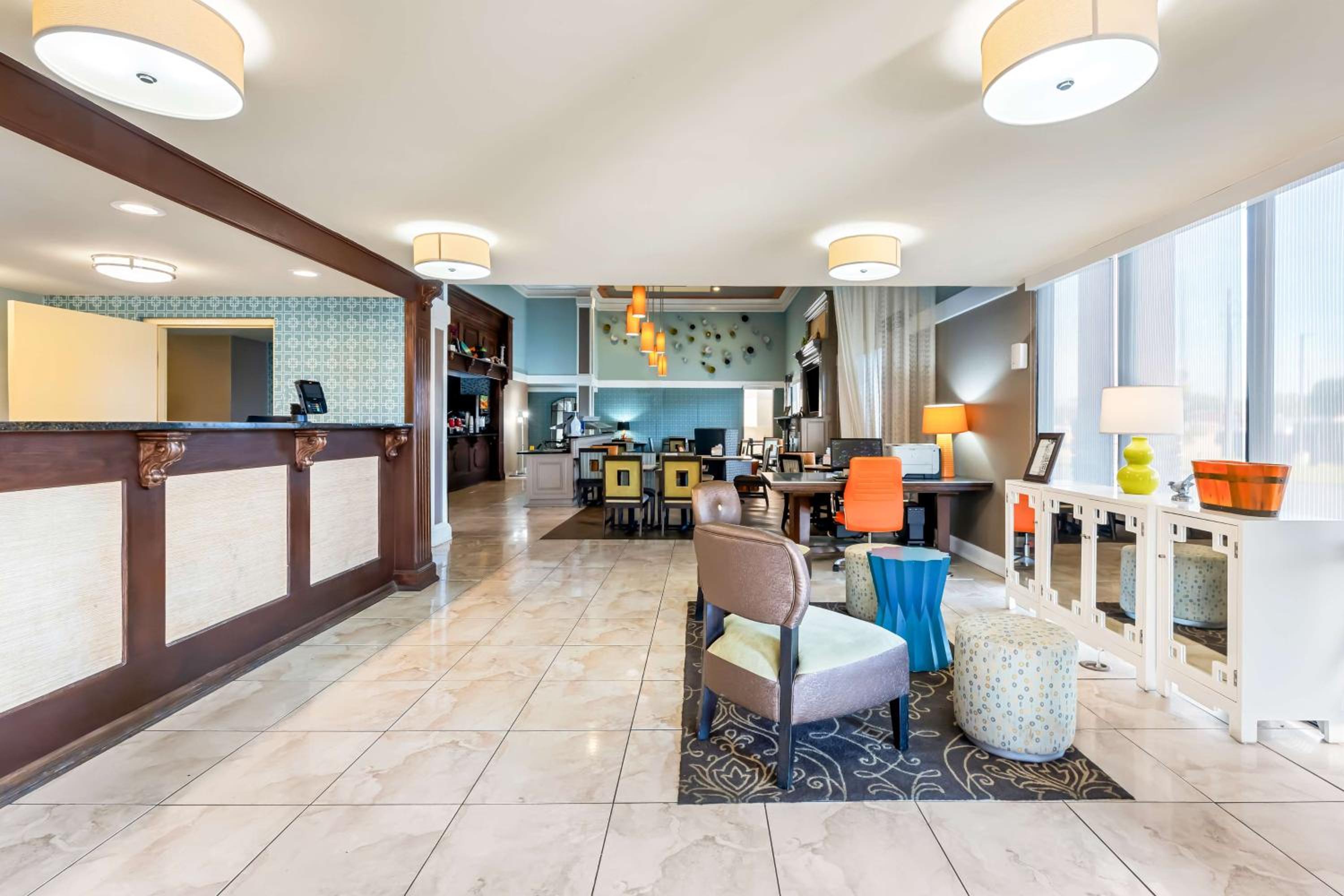 Columbus Vacations - Best Western Executive Suites - Property Image 27