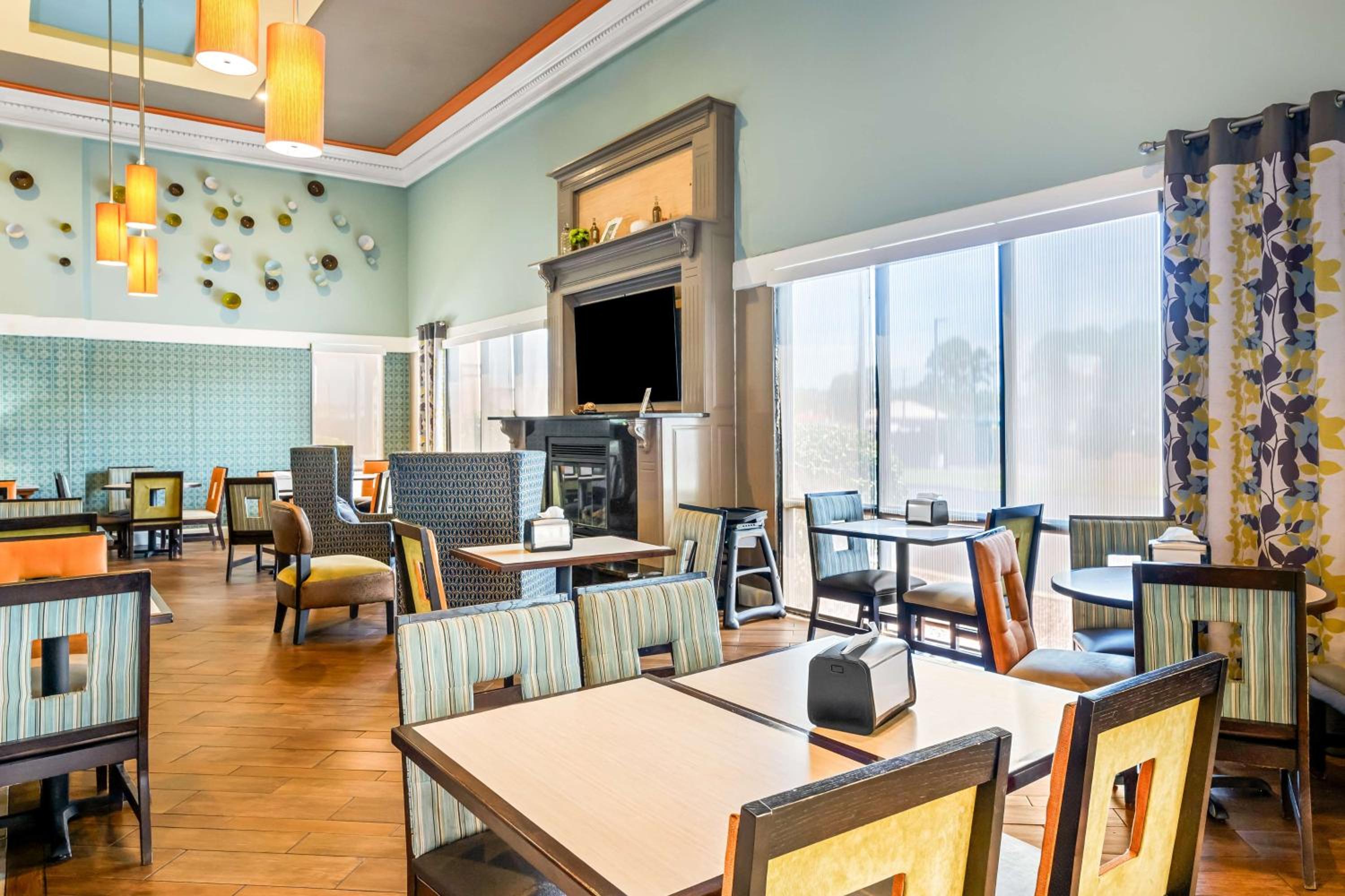 Columbus Vacations - Best Western Executive Suites - Property Image 26