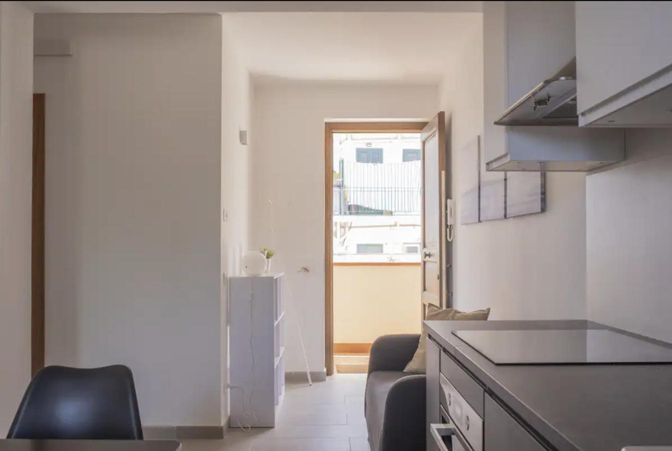 Eli's apartment Mondello Free Private Parking AC and WIFI