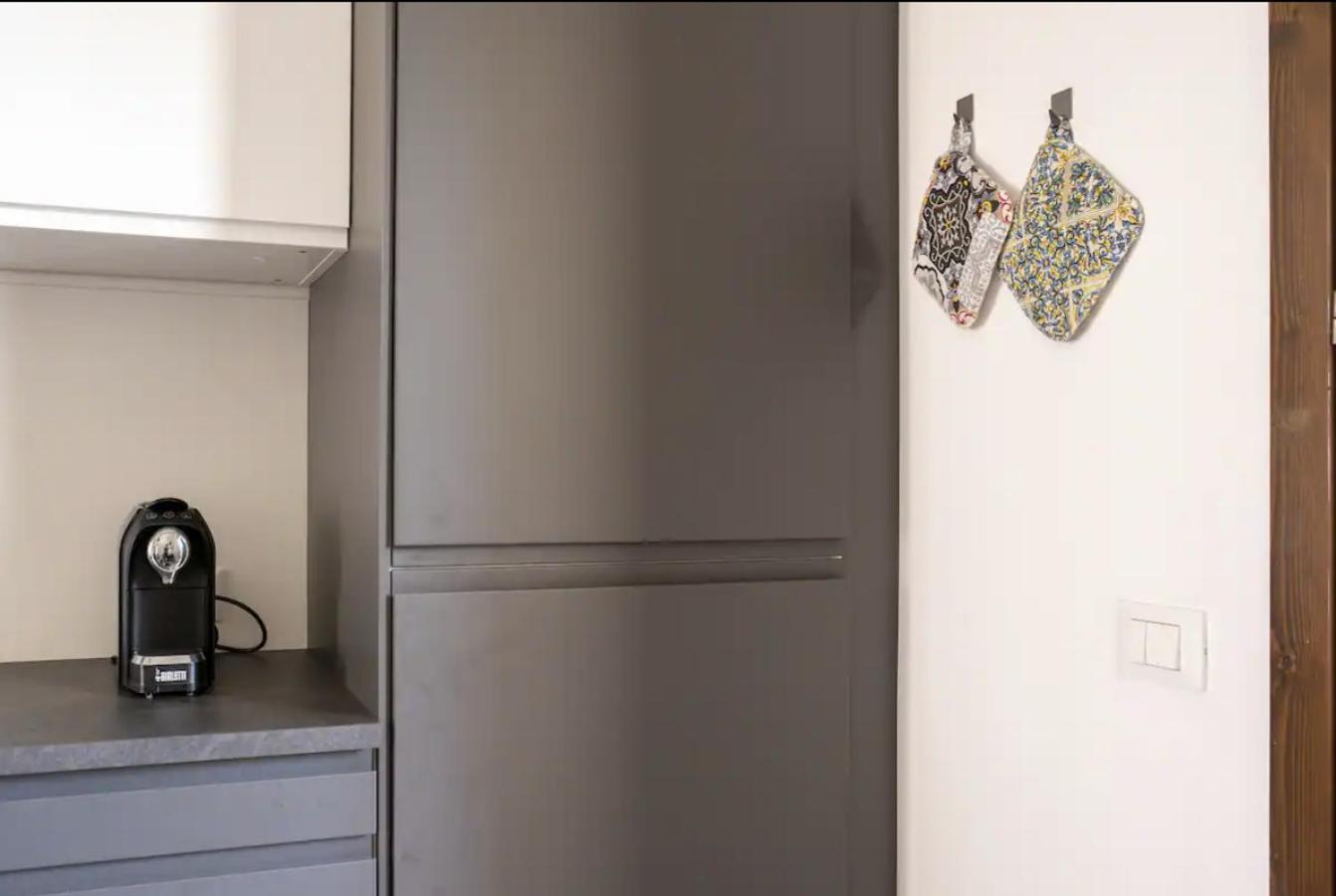 Eli's apartment Mondello Free Private Parking AC and WIFI