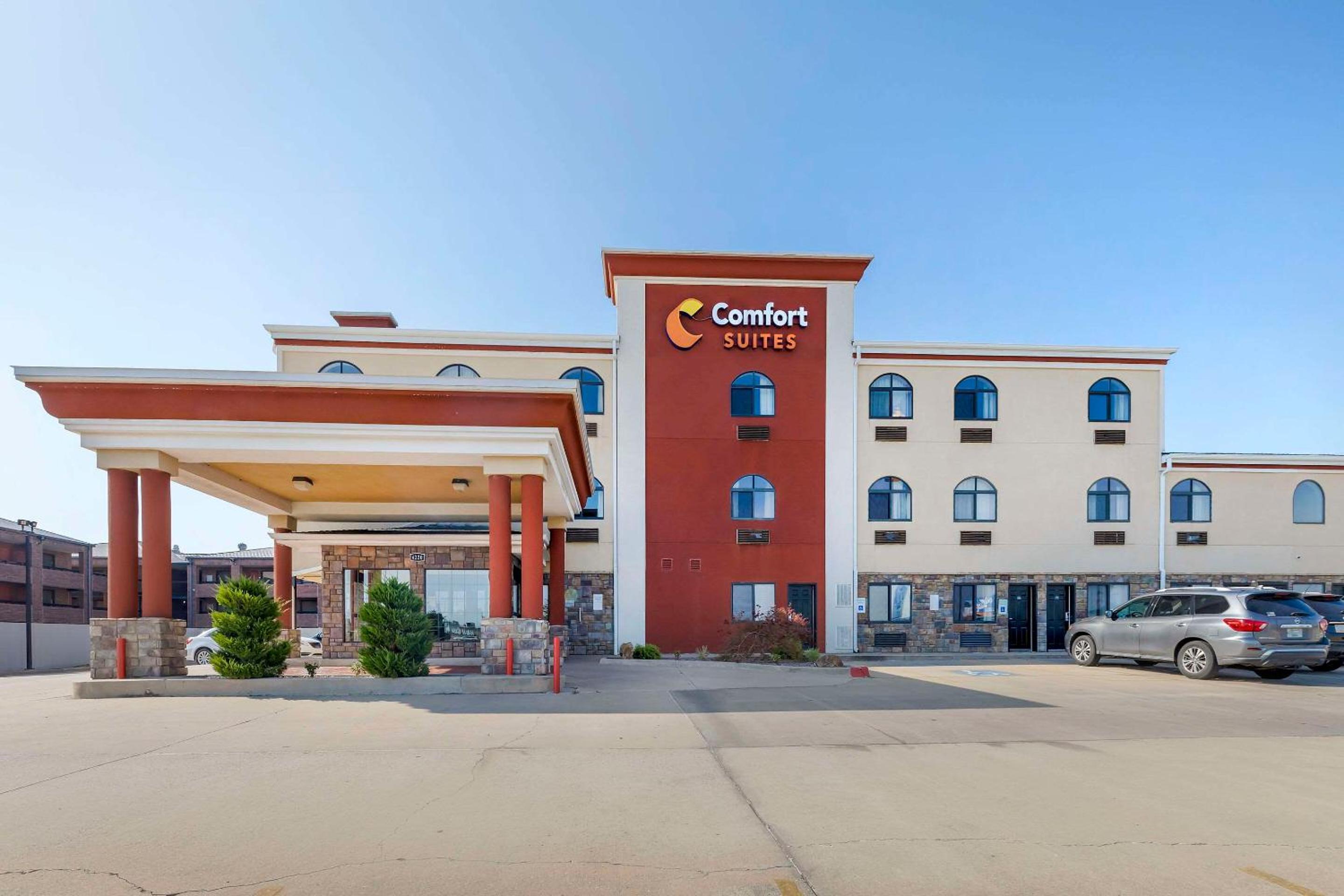 Oklahoma City Vacations - Comfort Suites Fairgrounds West - Property Image 28