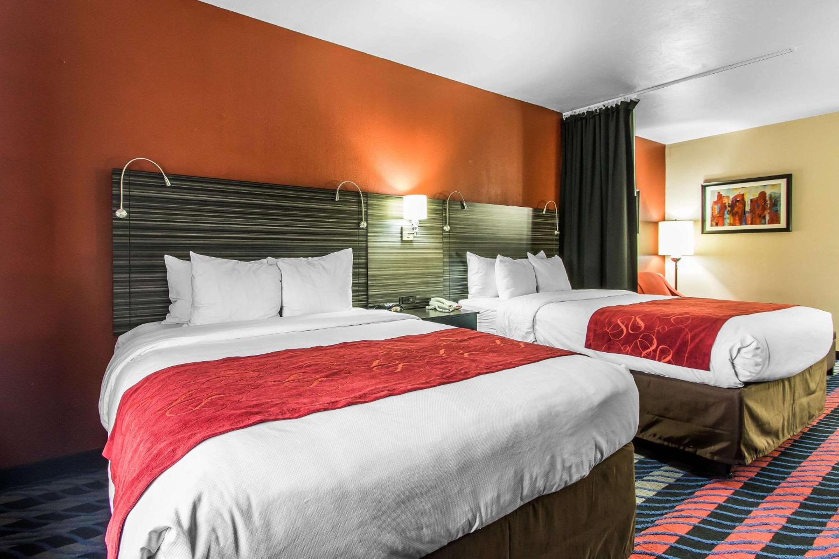 Oklahoma City Vacations - Comfort Suites Fairgrounds West - Property Image 16