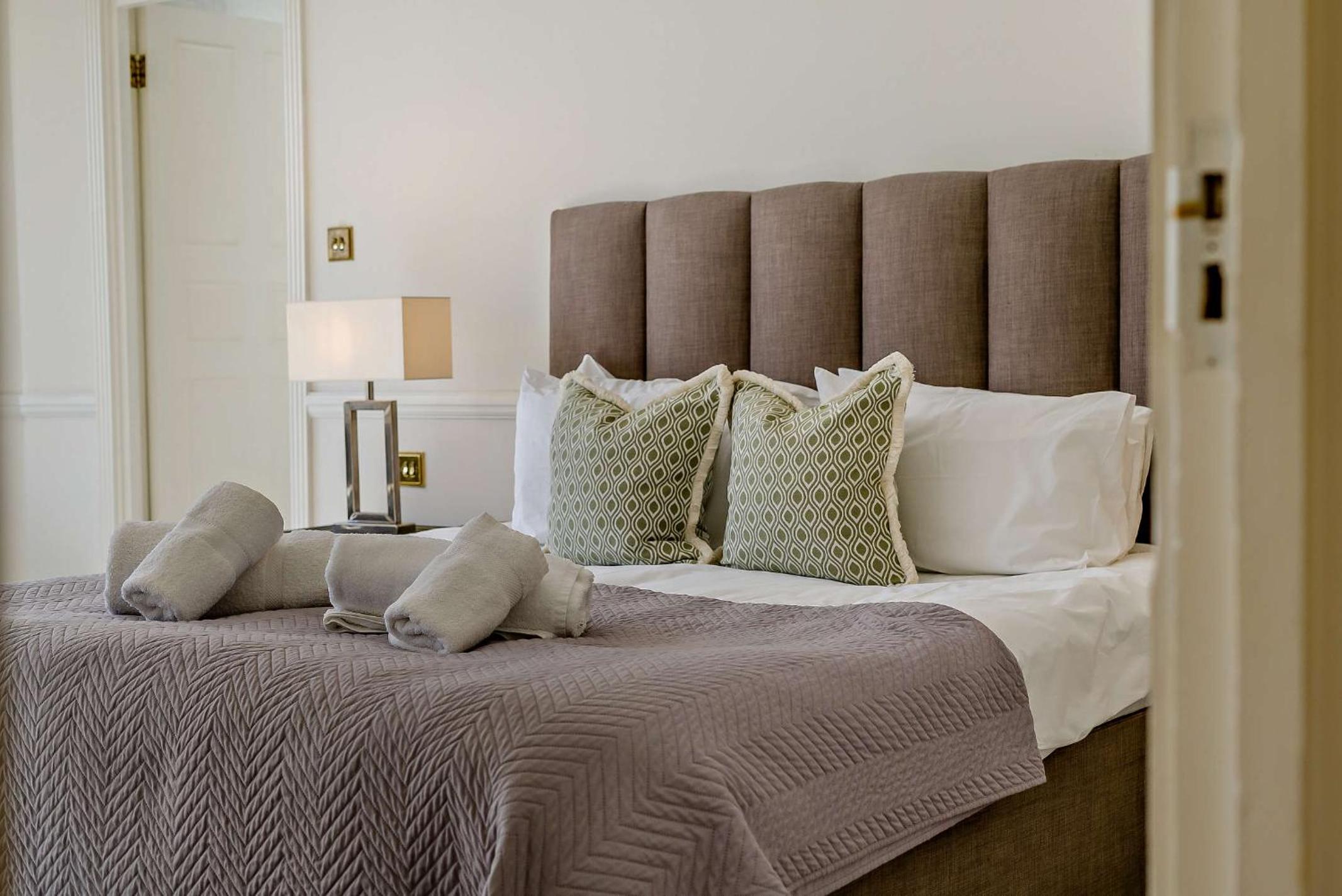 Strathmore Court Apartments
