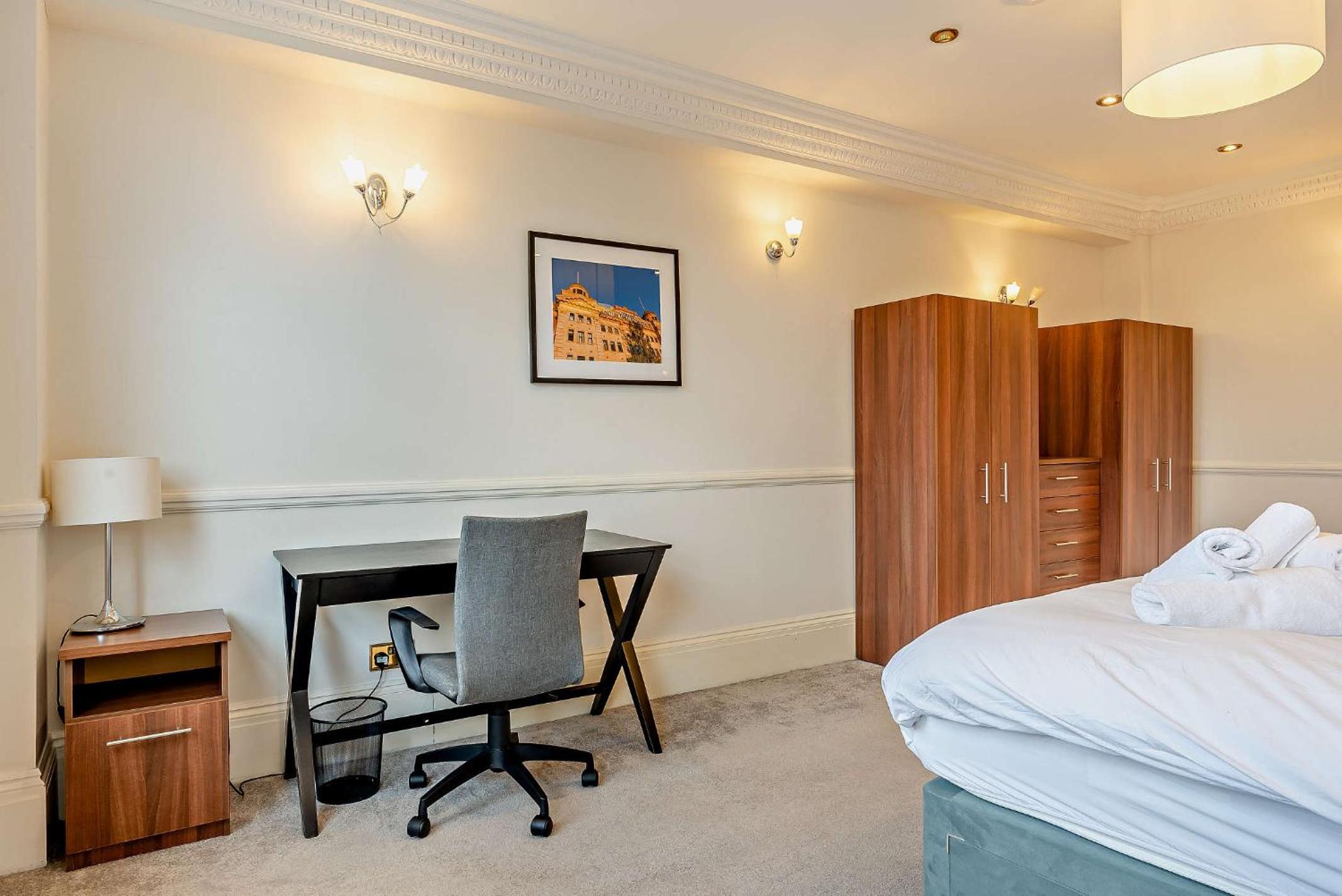 Strathmore Court Apartments