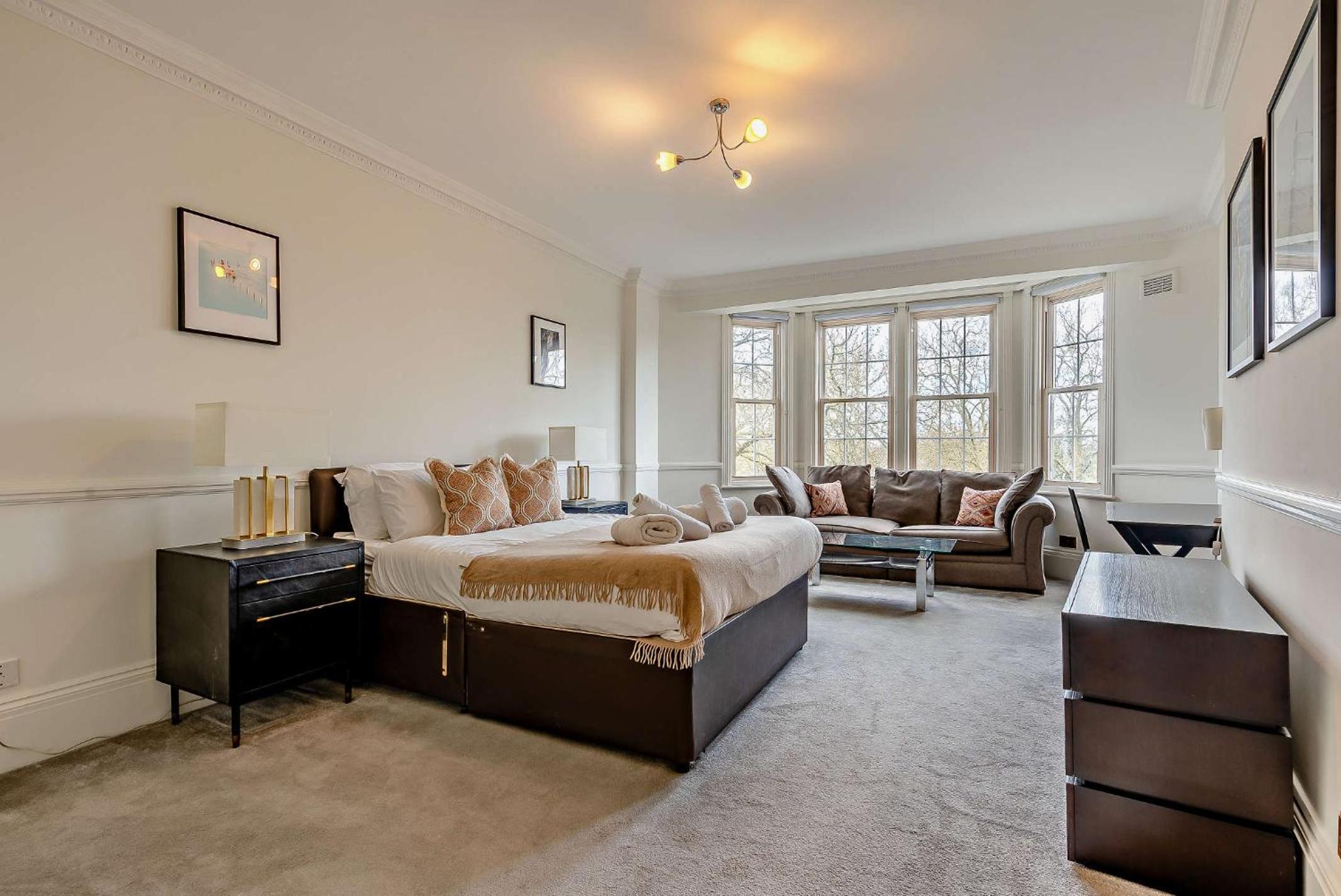 Strathmore Court Apartments