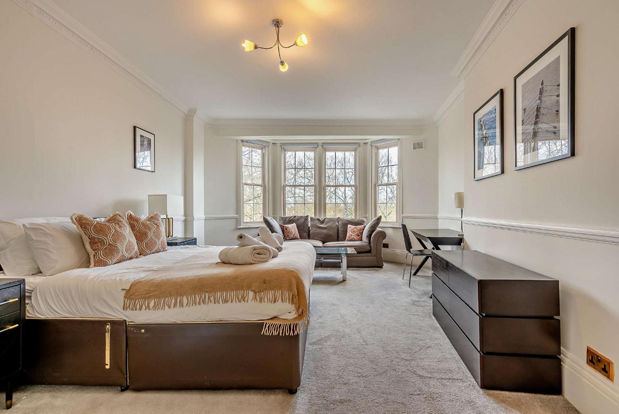 Strathmore Court Apartments