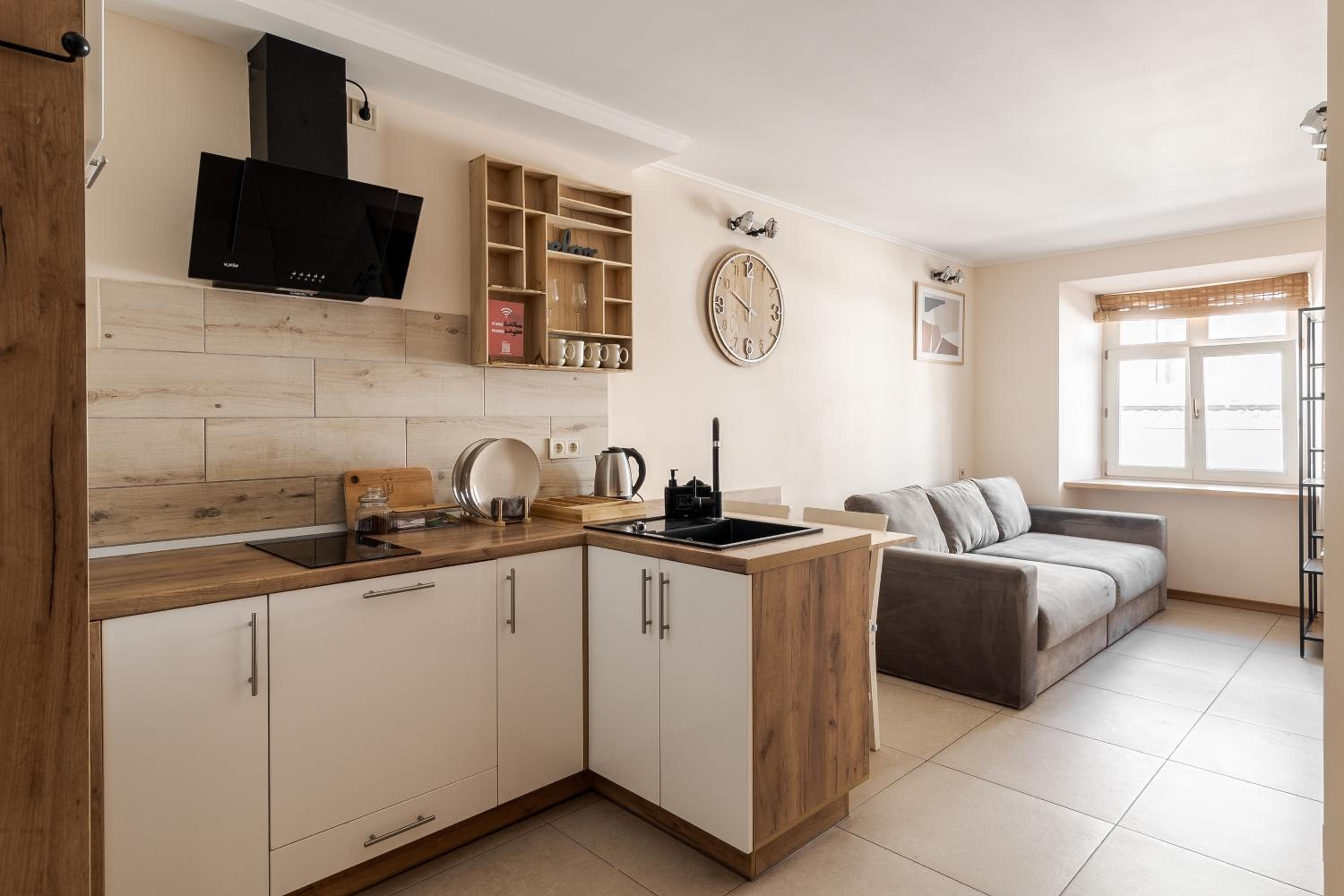 TUT Staroevreyska С Apartment view 5