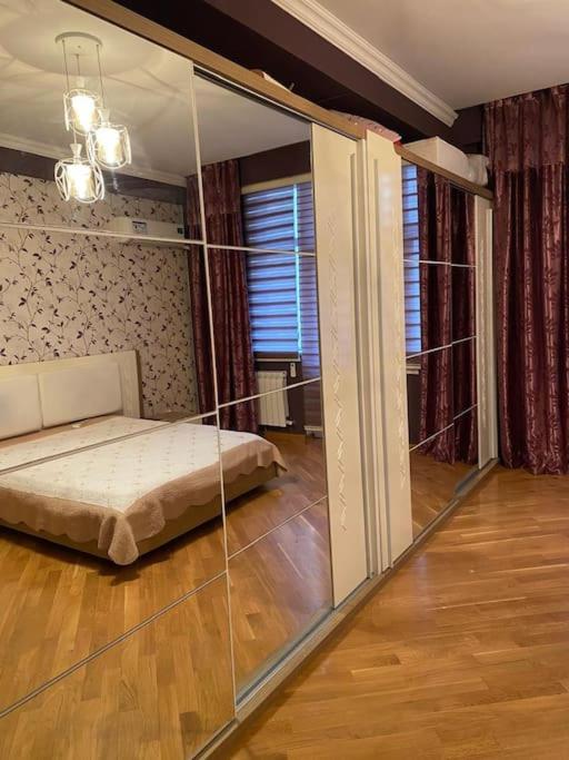 Lux Flat in Xatai District